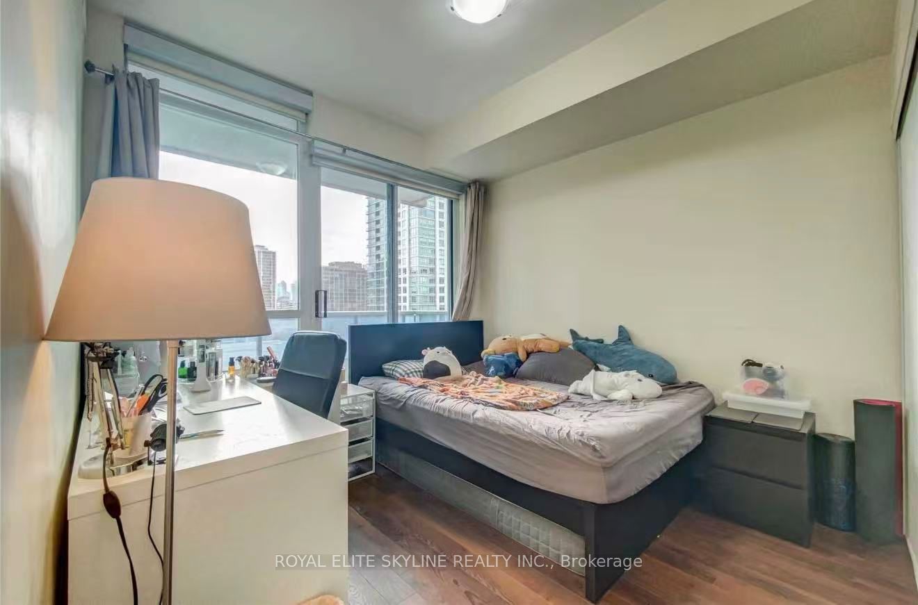 500 Sherbourne Street 708, Toronto, ON M4X 1L1 photo 5