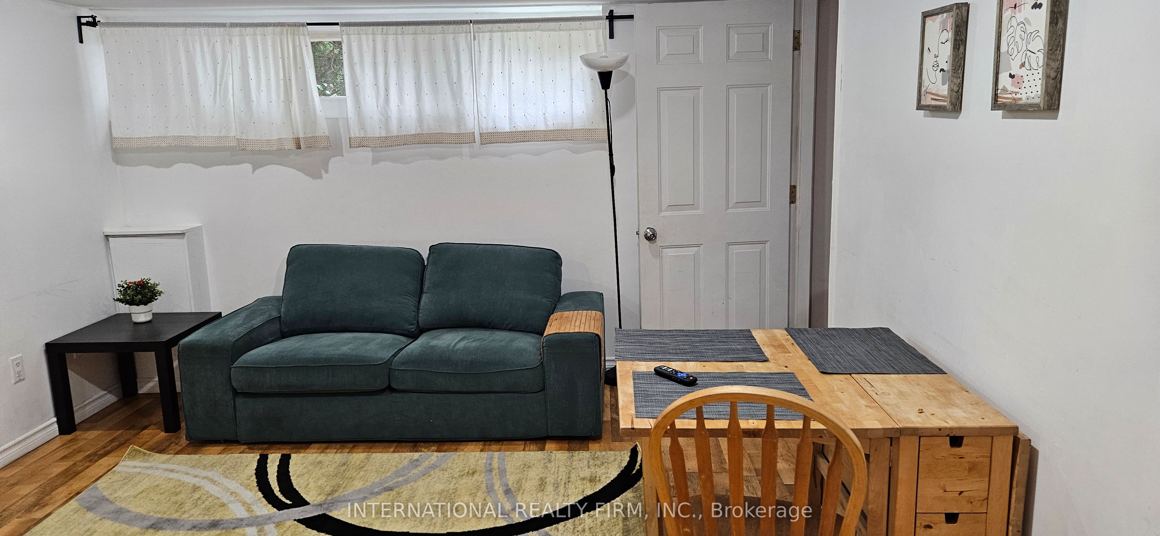 95 byng Avenue S, Toronto, ON M2N 4K5