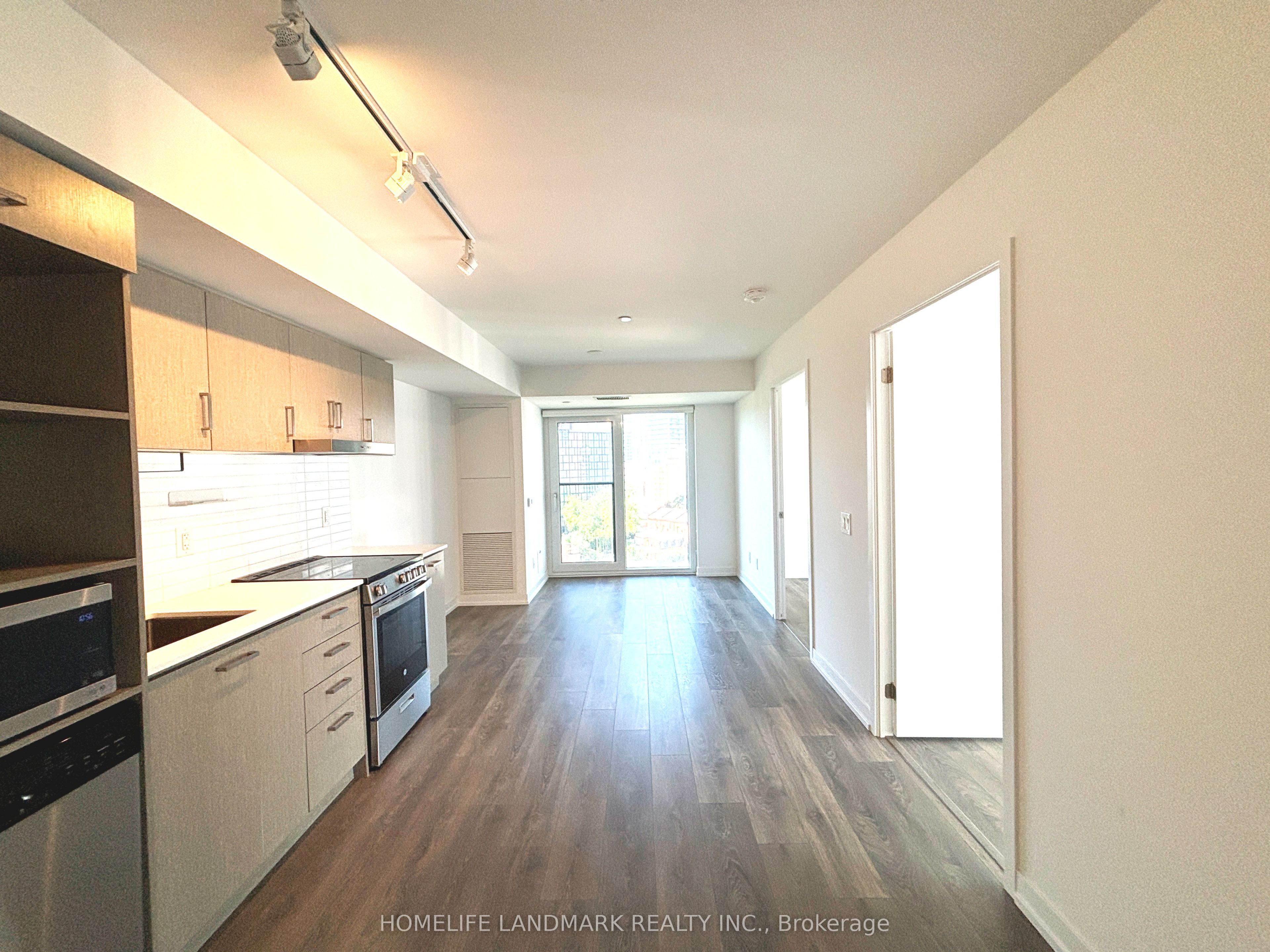 219 Dundas Street E 1107, Toronto, ON M5A 1Z7 photo 2