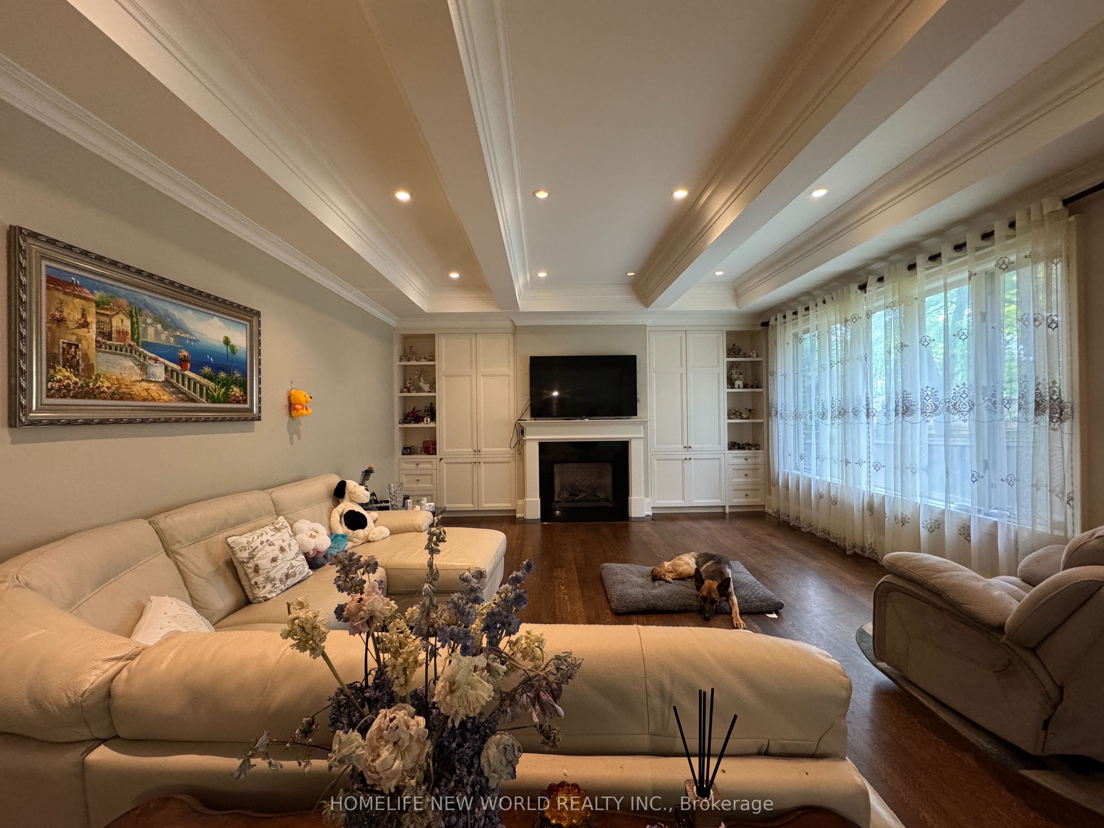 64 Montressor Drive, Toronto, ON M2P 1Z4 photo 2