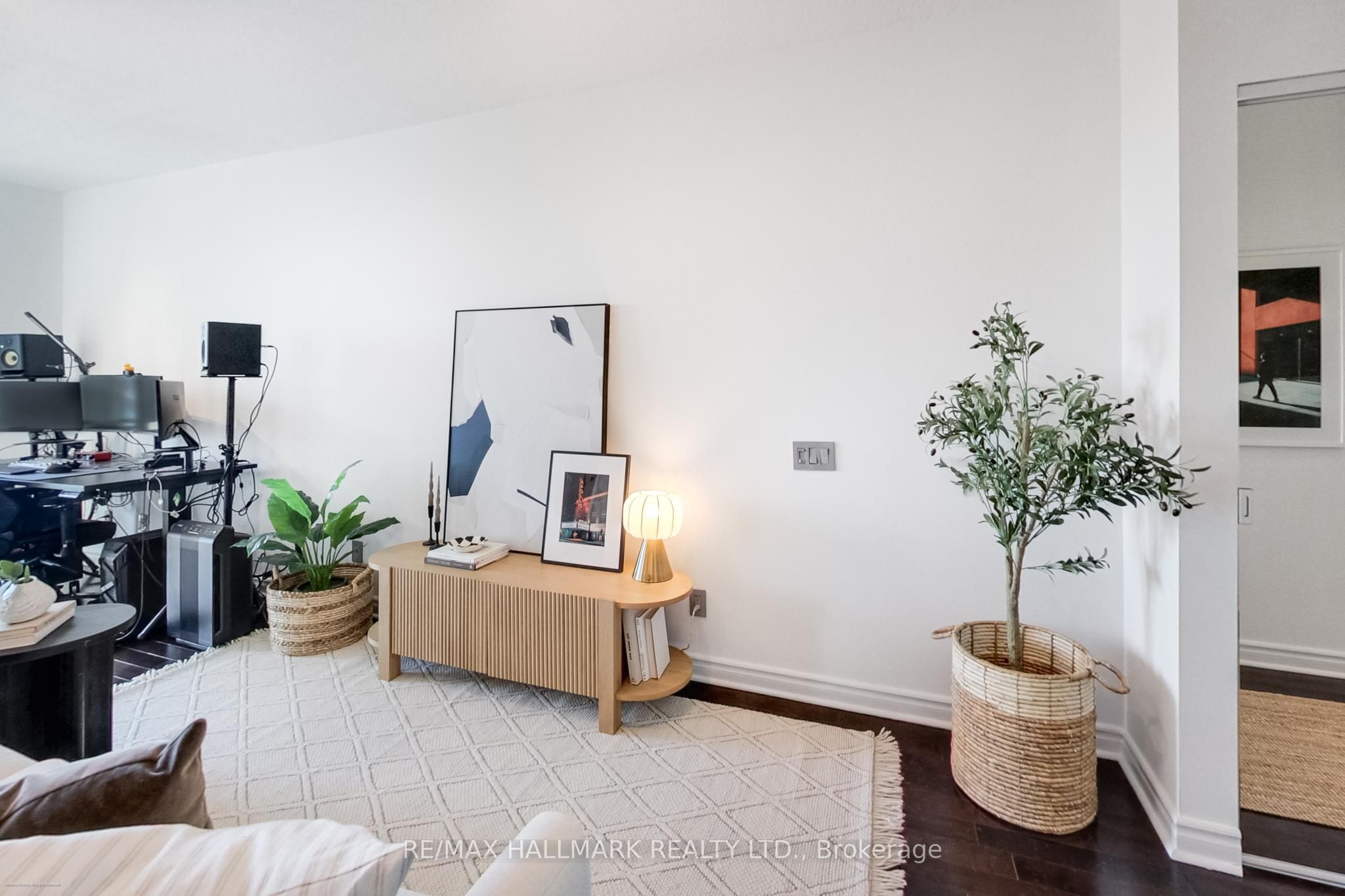 60 Byng Avenue 2001, Toronto, ON M2N 7K3 photo 4