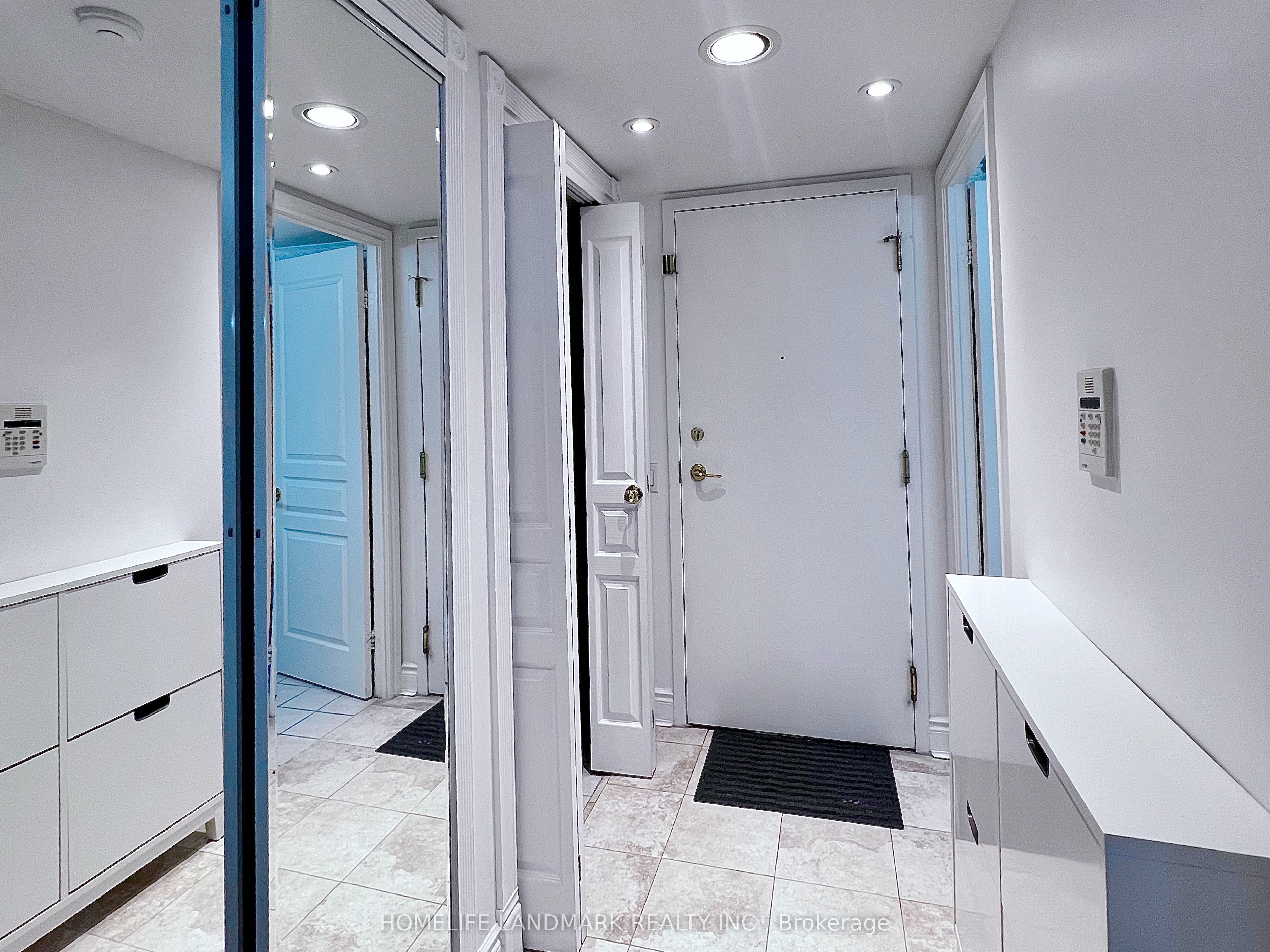 5 Northtown Way 809, Toronto, ON M2N 7A1 photo 5