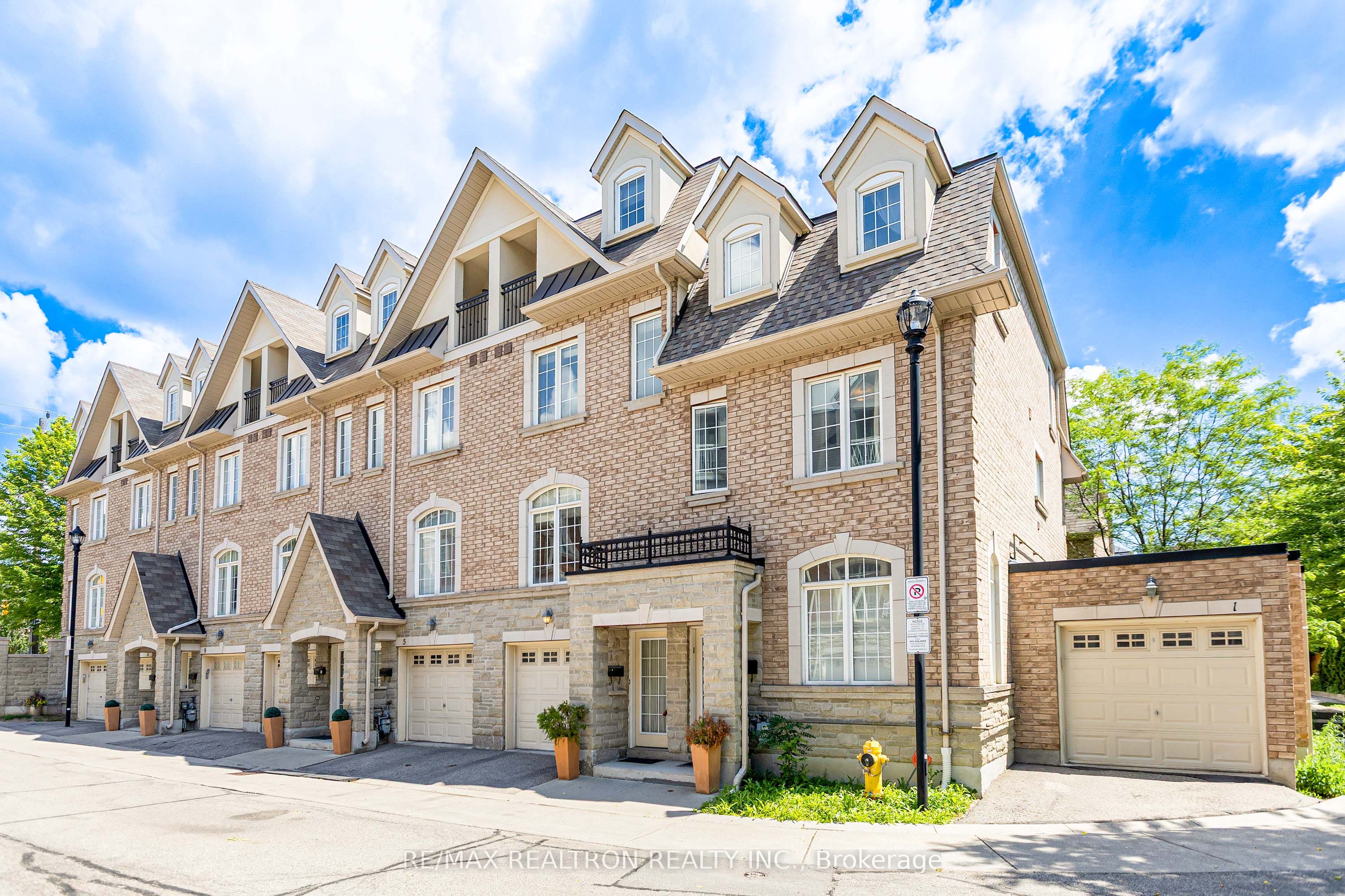 3 Hayes Lane, Toronto, ON M2N 0E7 photo 4