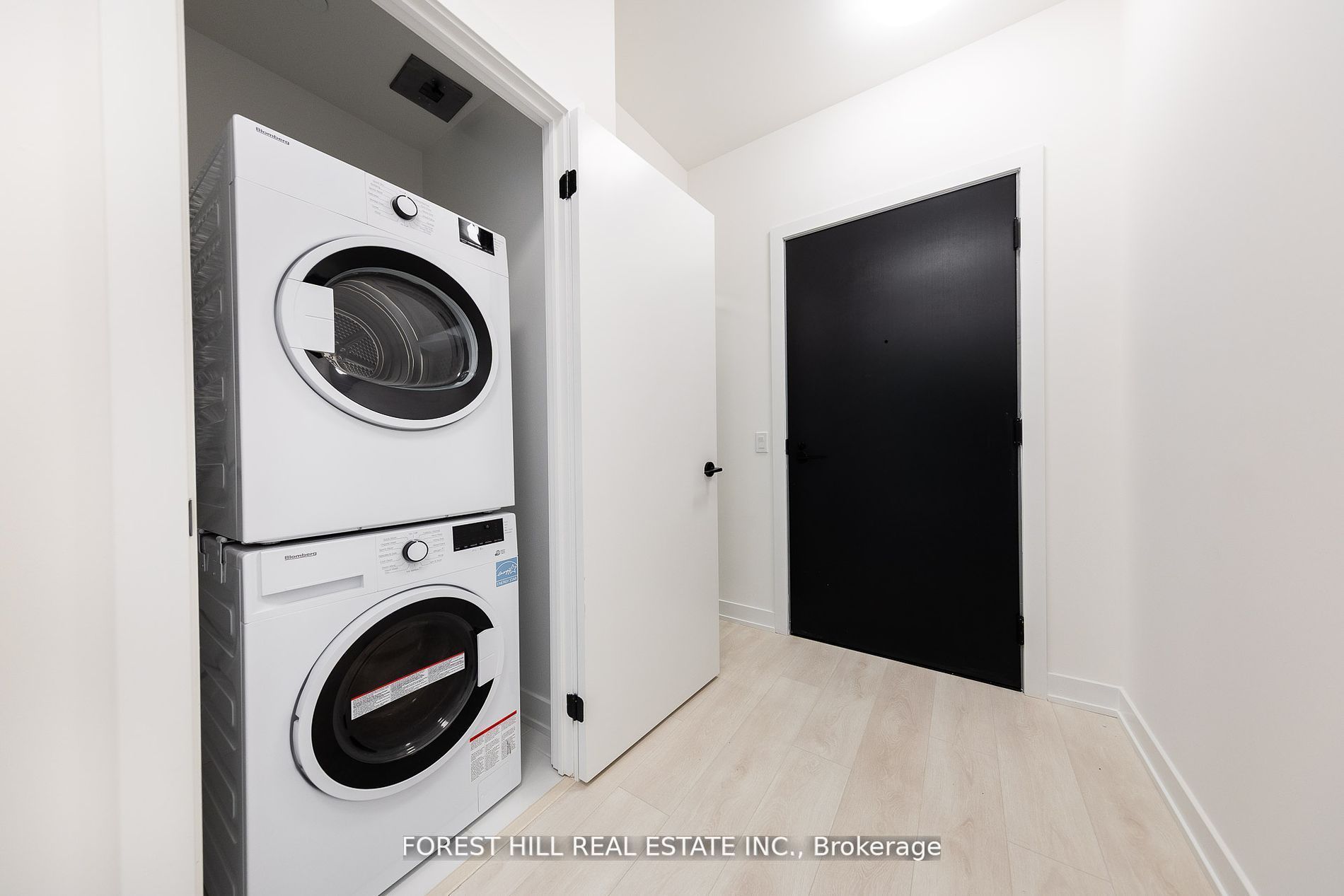 117 Broadway Avenue 1302, Toronto, ON M4P 1V3 photo 3