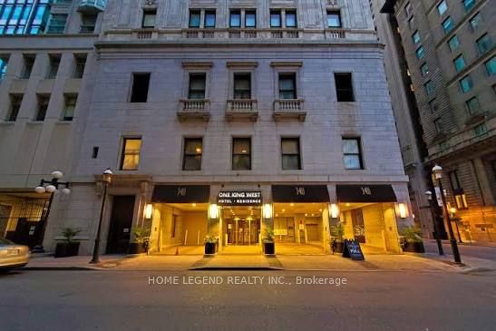 1 King Street W 2705, Toronto, ON M5X 1C8 photo 2