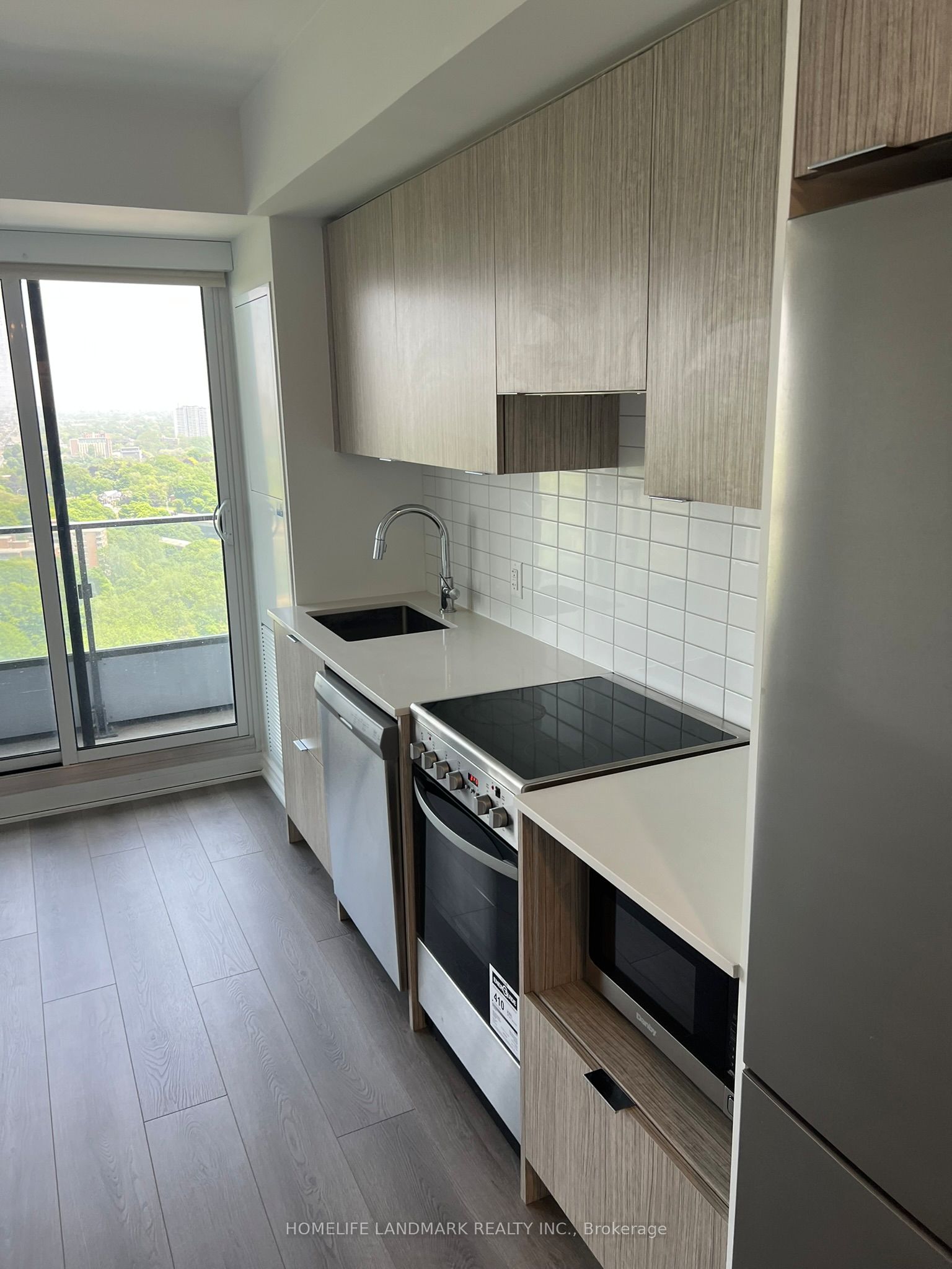 395 Bloor Street E 5308, Toronto, ON M4W 0B4