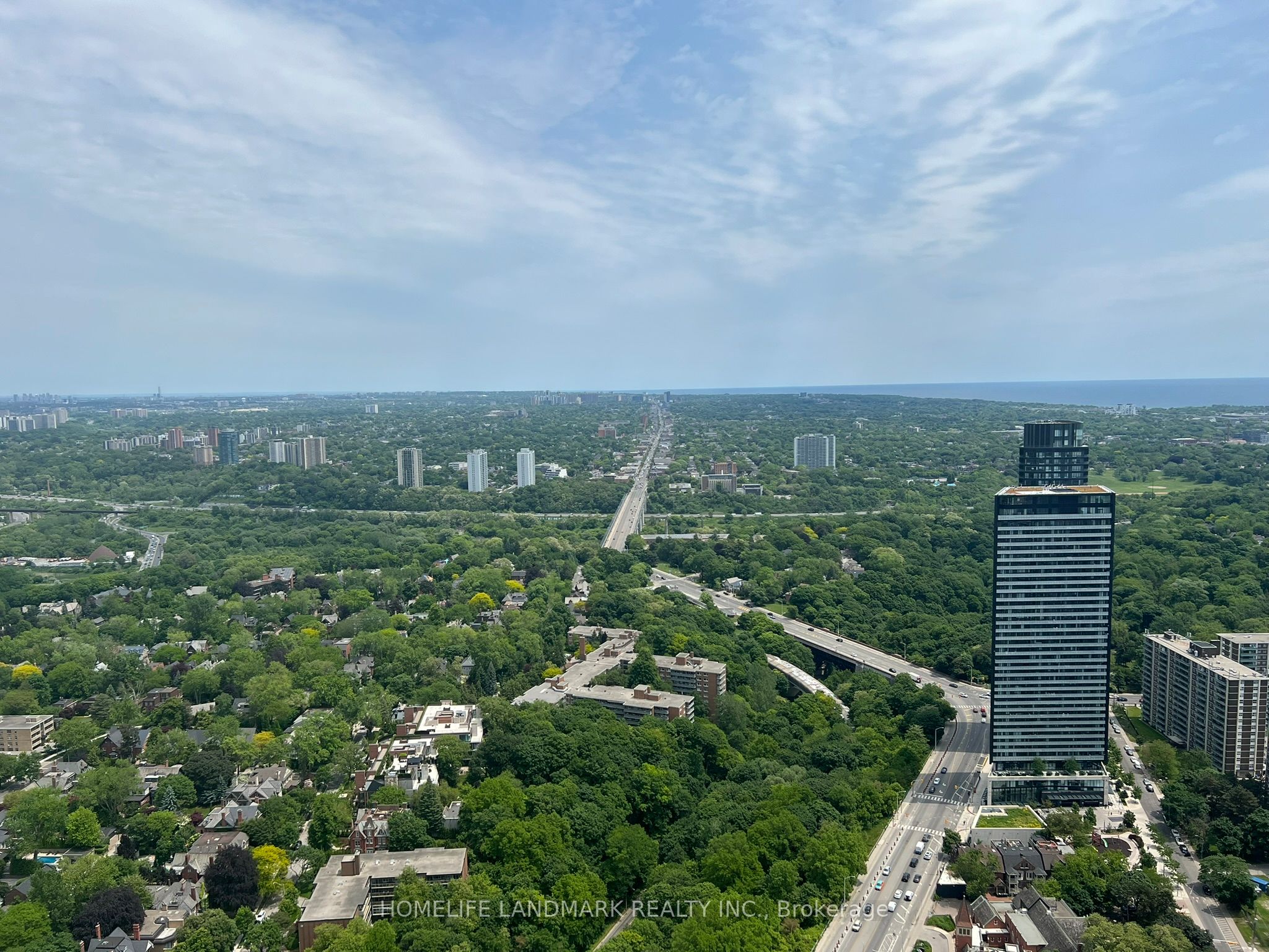 395 Bloor Street E 5308, Toronto, ON M4W 0B4 photo 3