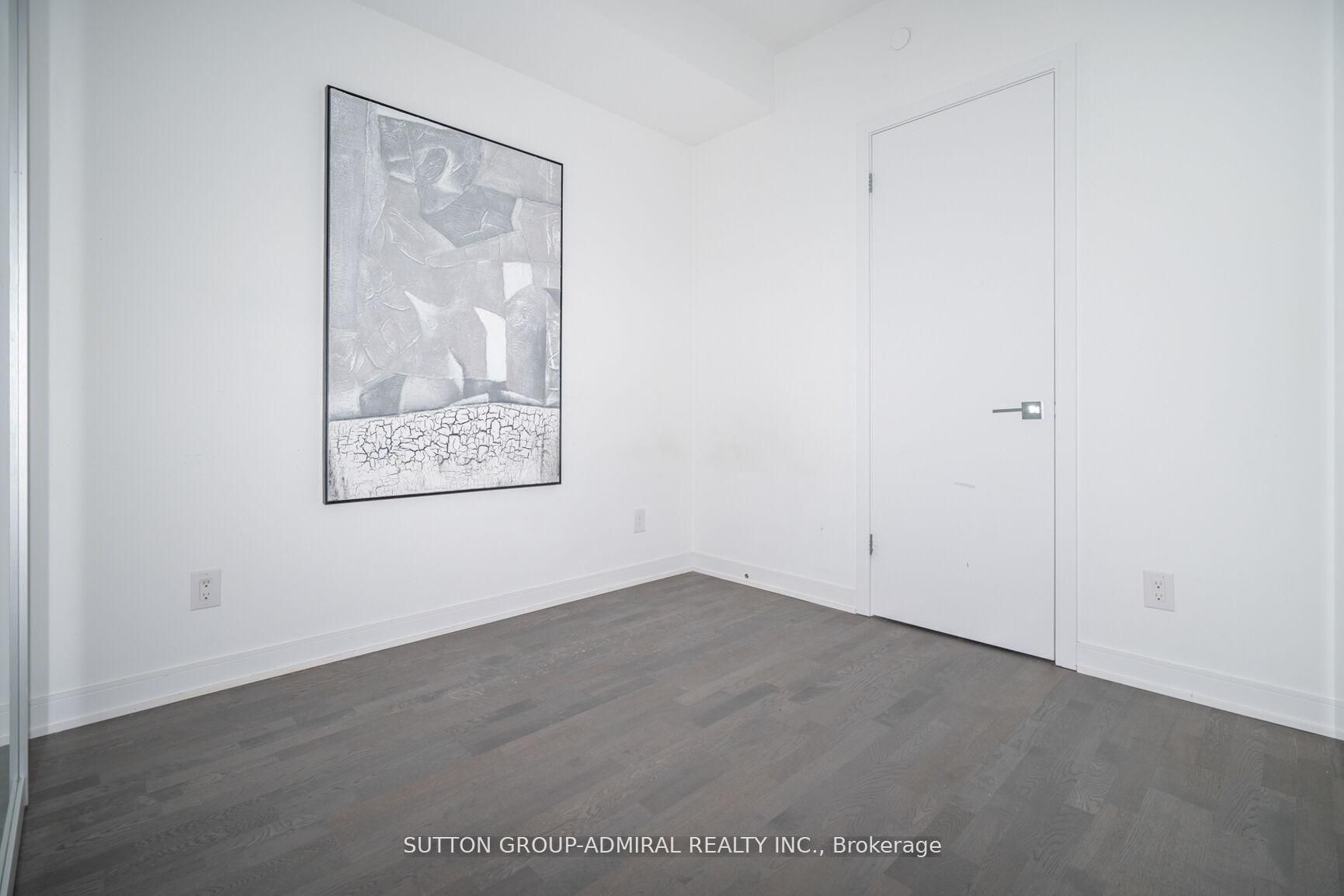 57 St. Joseph Street 301, Toronto, ON M5S 0C5 photo 4