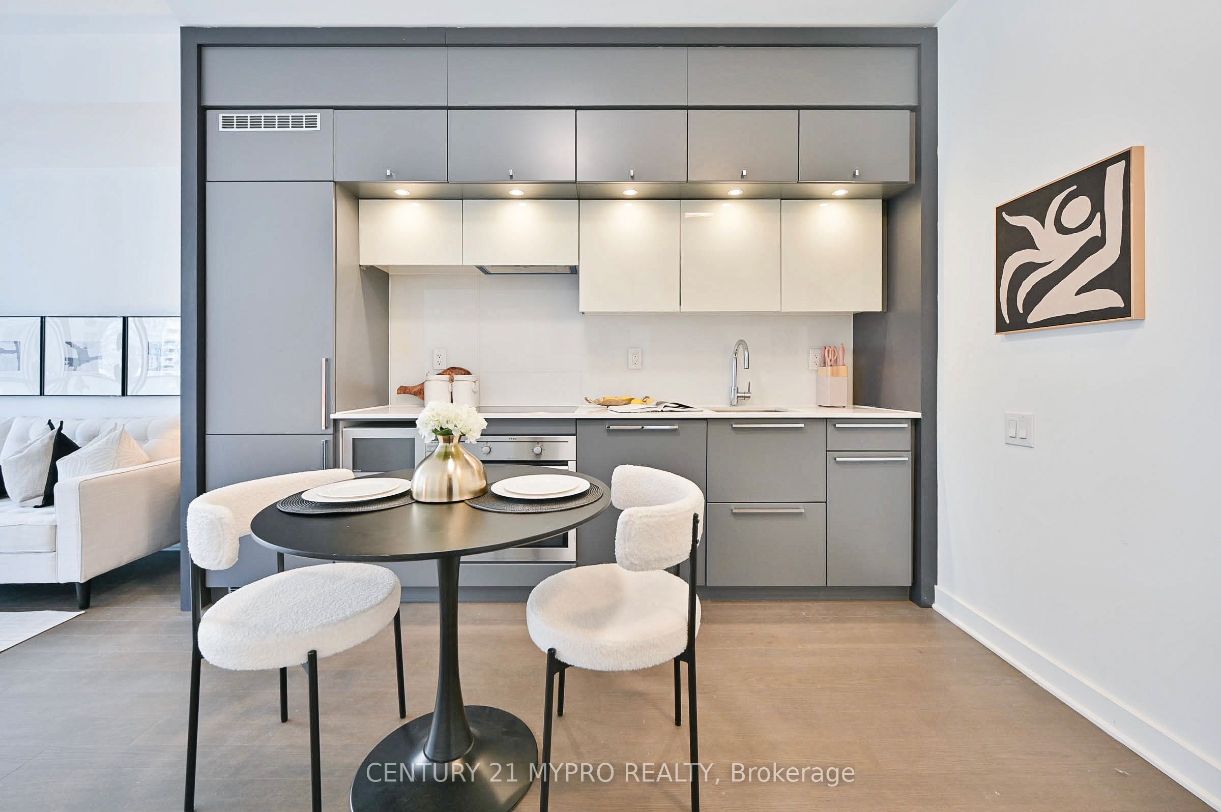 15 Grenville Street 1007, Toronto, ON M4Y 0B9 photo 5