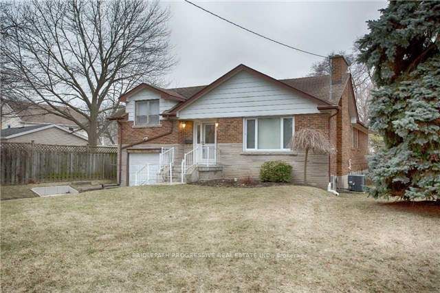 289 Burnett Avenue, Toronto, ON M2N 1W2
