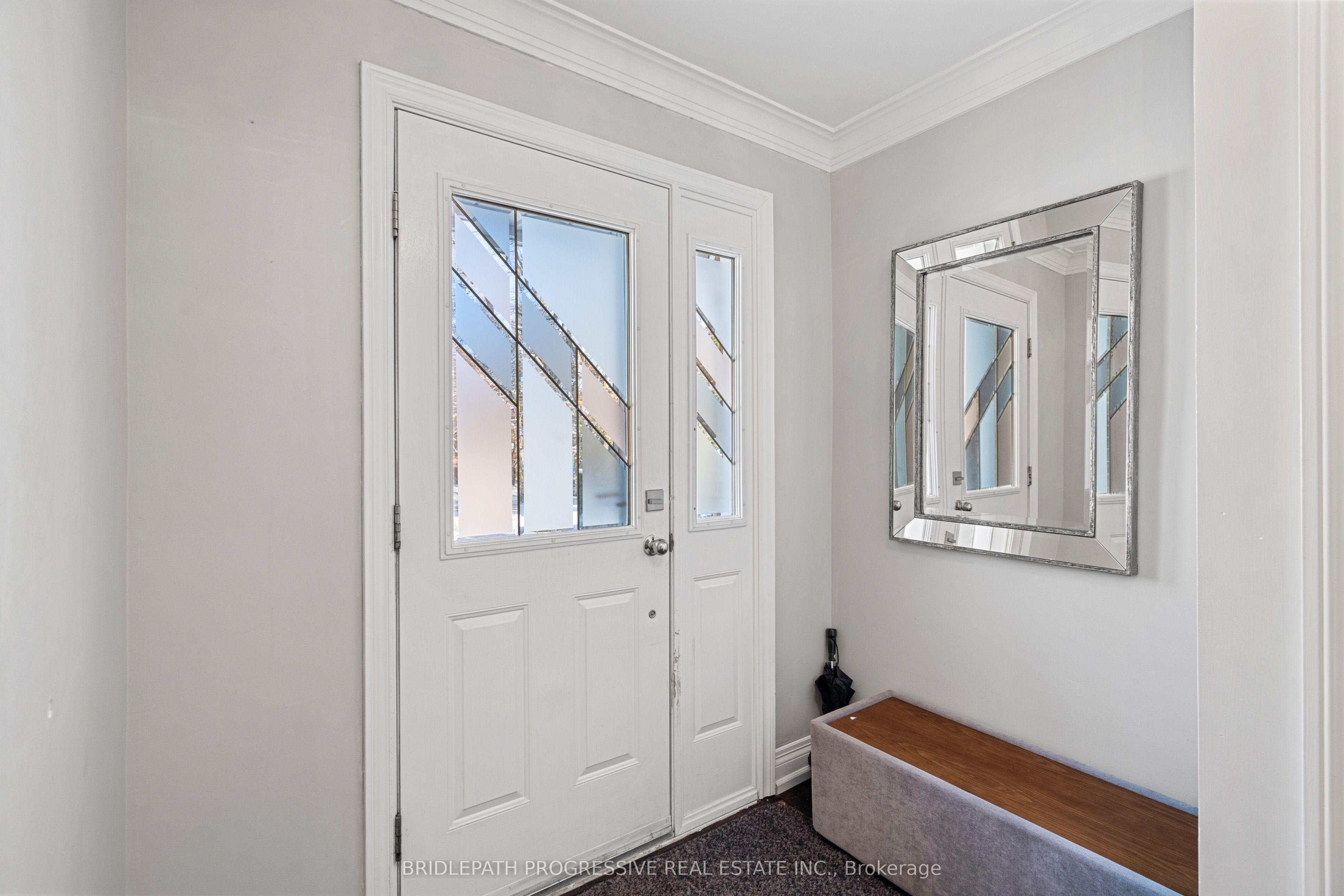 289 Burnett Avenue, Toronto, ON M2N 1W2 photo 5