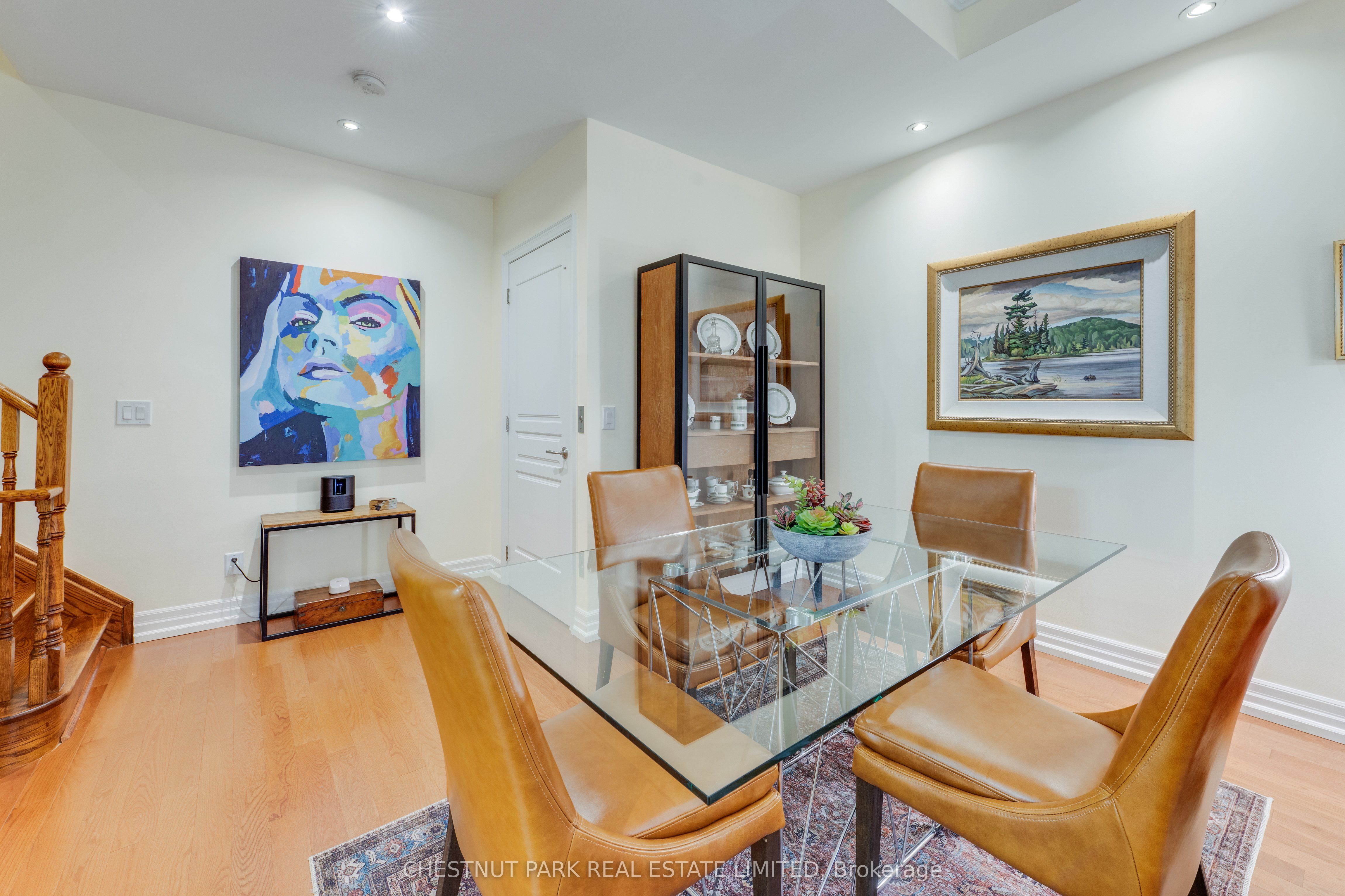 21 Burkebrook Place TH20, Toronto, ON M4G 0A2 photo 3