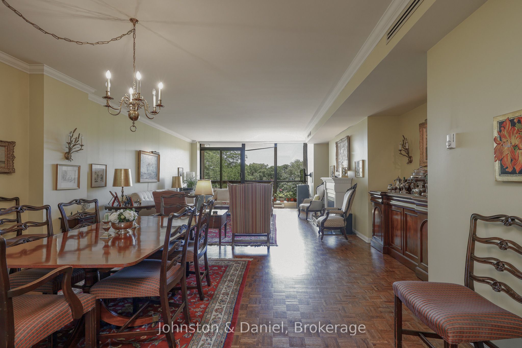 407 Walmer Road 401, Toronto, ON M5R 3N2 photo 4