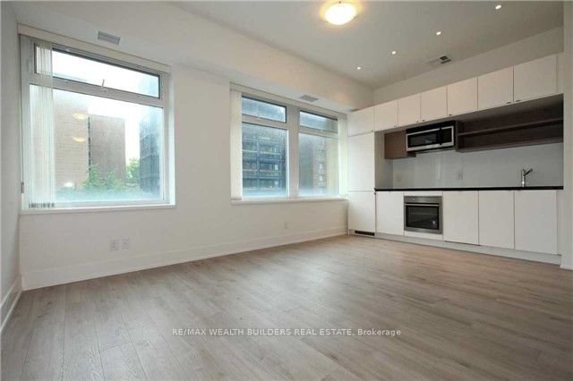 111 St Clair Avenue W 328, Toronto, ON M4V 1N5 photo 2