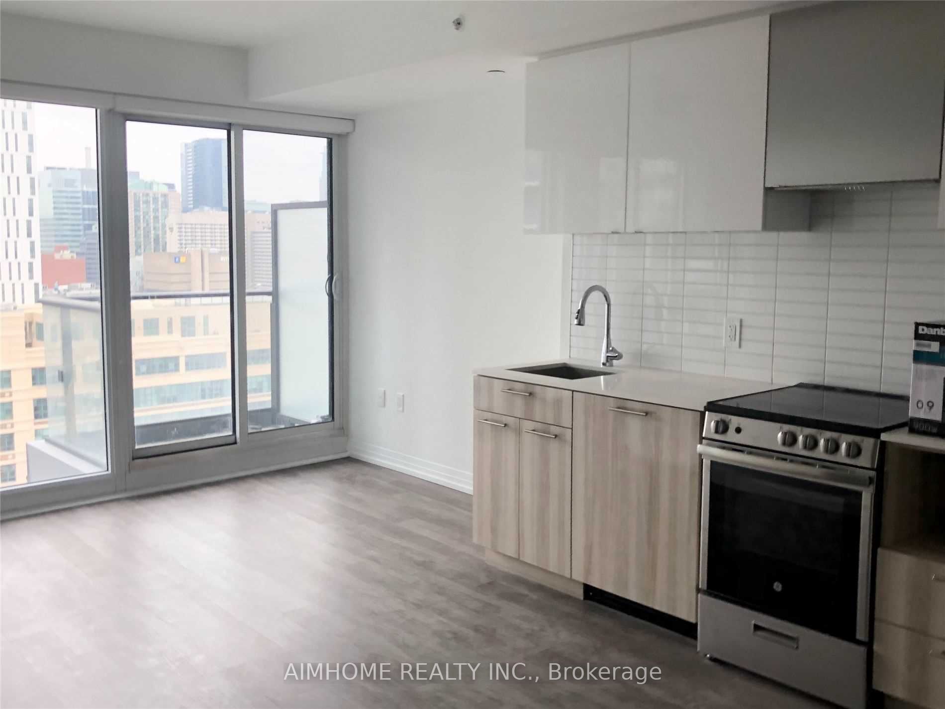 251 Jarvis Street 2108, Toronto, ON M5B 0C3 photo 5