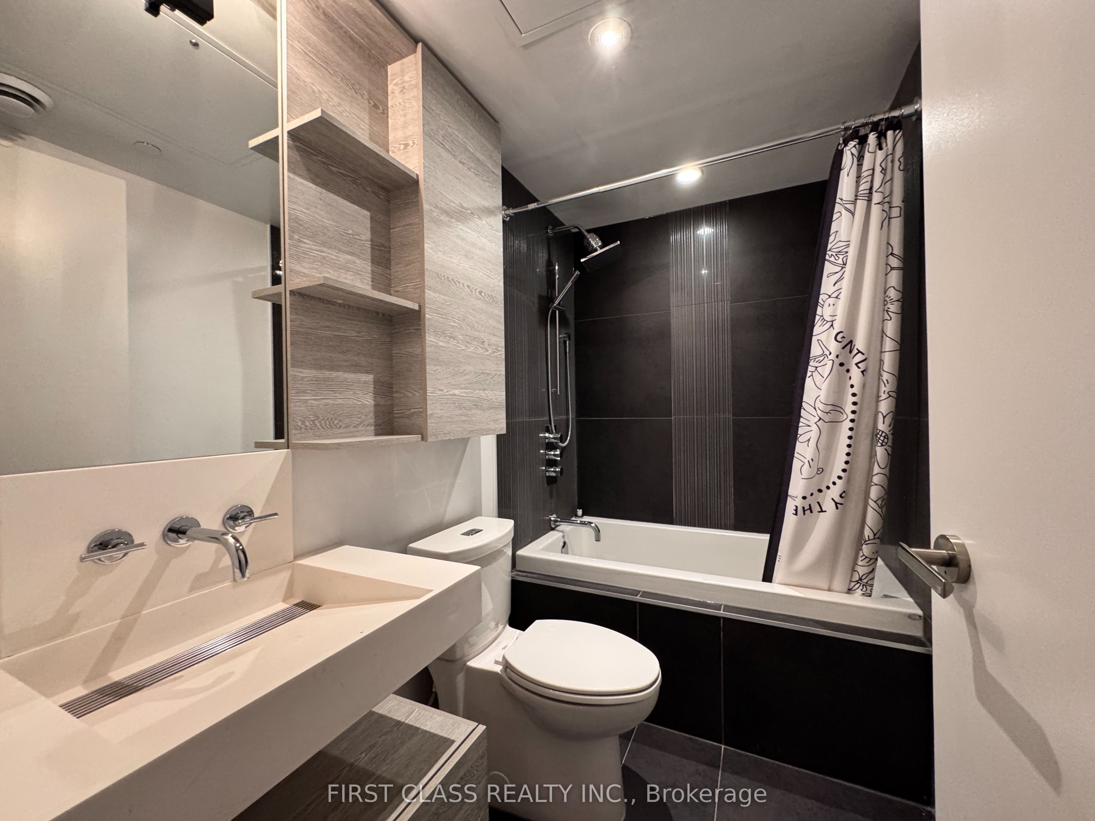 5 St Joseph Street 2503, Toronto, ON M4Y 0B6 photo 5