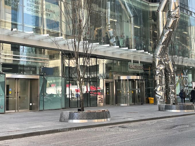 1 Bloor St N/A E 1905, Toronto, ON M4W 1A9 photo 4