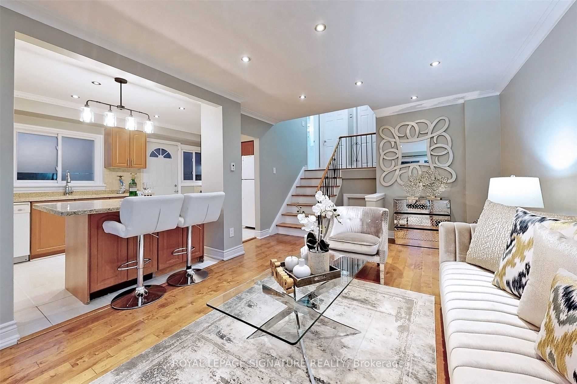 65 Holcolm Road Upper, Toronto, ON M2N 2C8 photo 5
