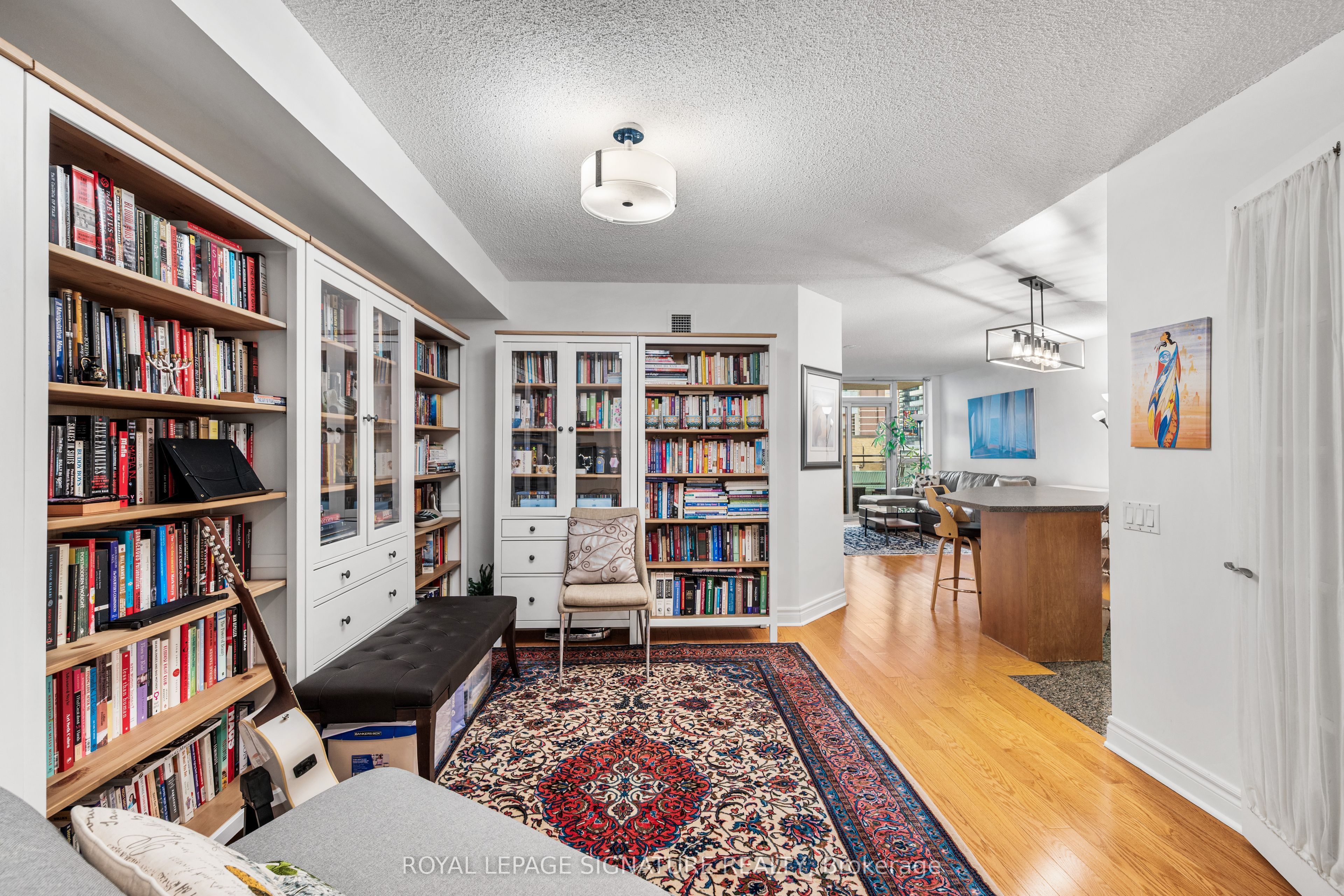 123 Eglinton Avenue E 813, Toronto, ON M4P 1J2 photo 4