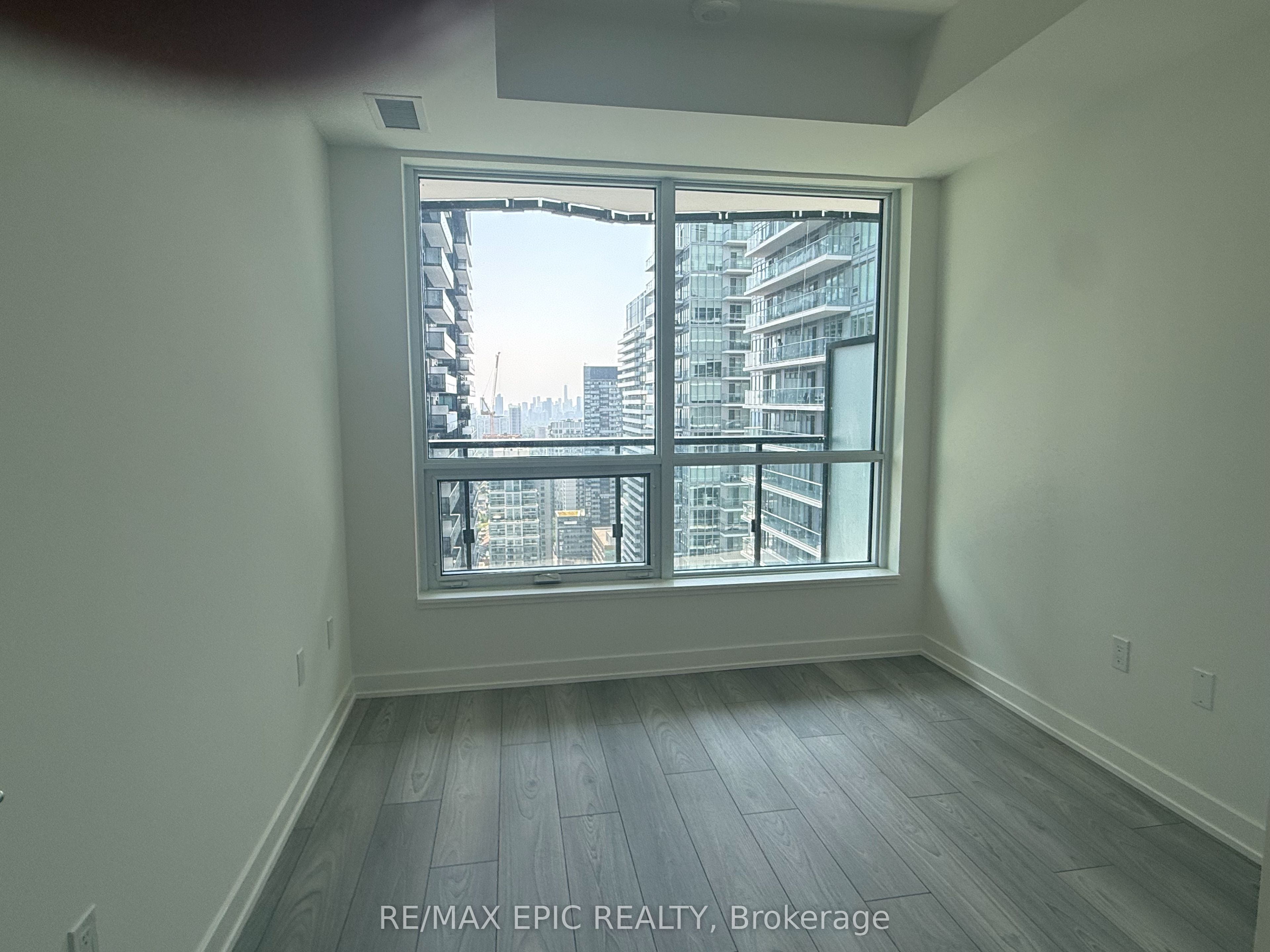 110 Broadway Avenue 2913S, Toronto, ON M4P 1V3 photo 4