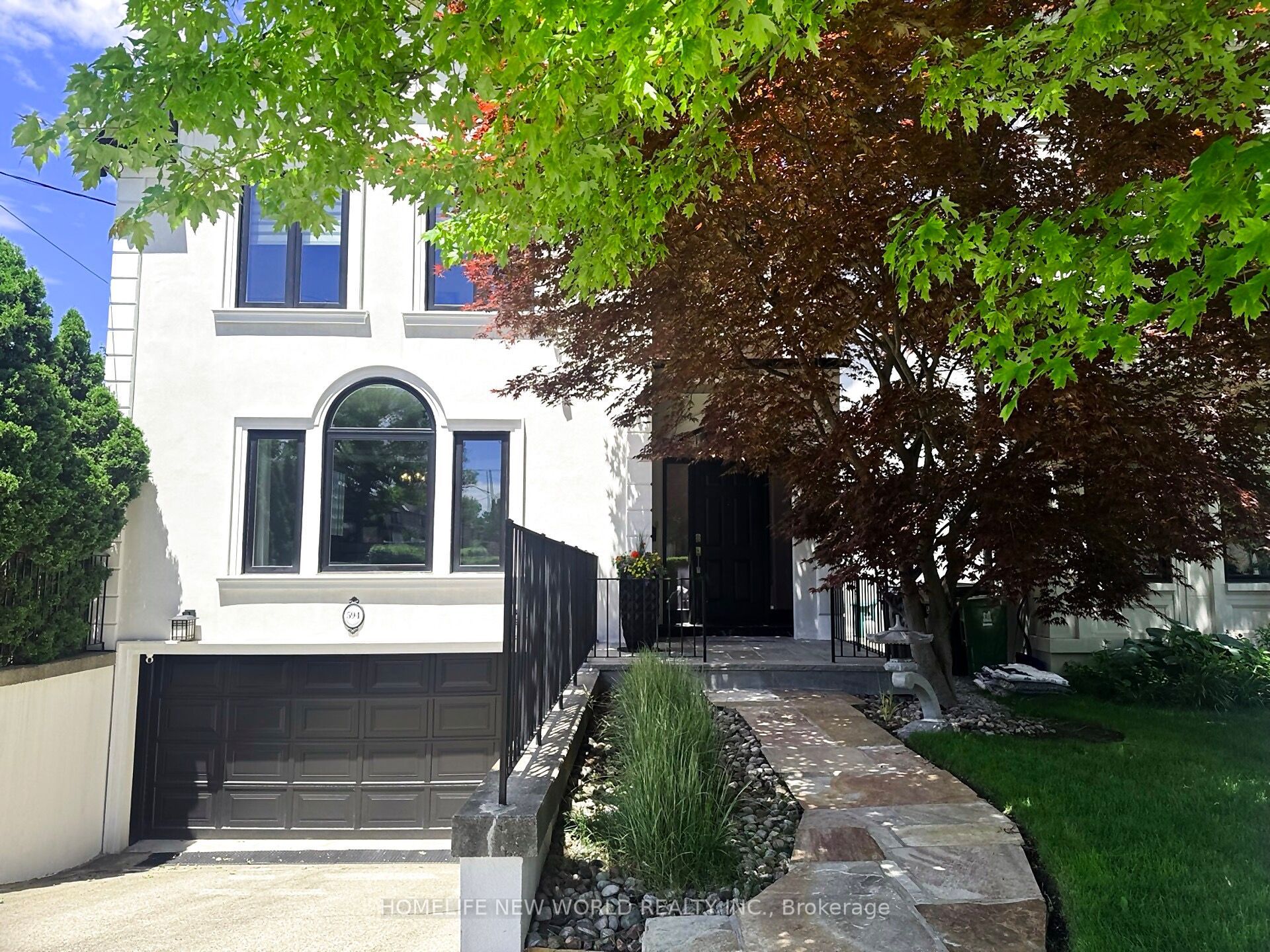 594 Woburn Avenue S, Toronto, ON M5M 1L9 photo 2