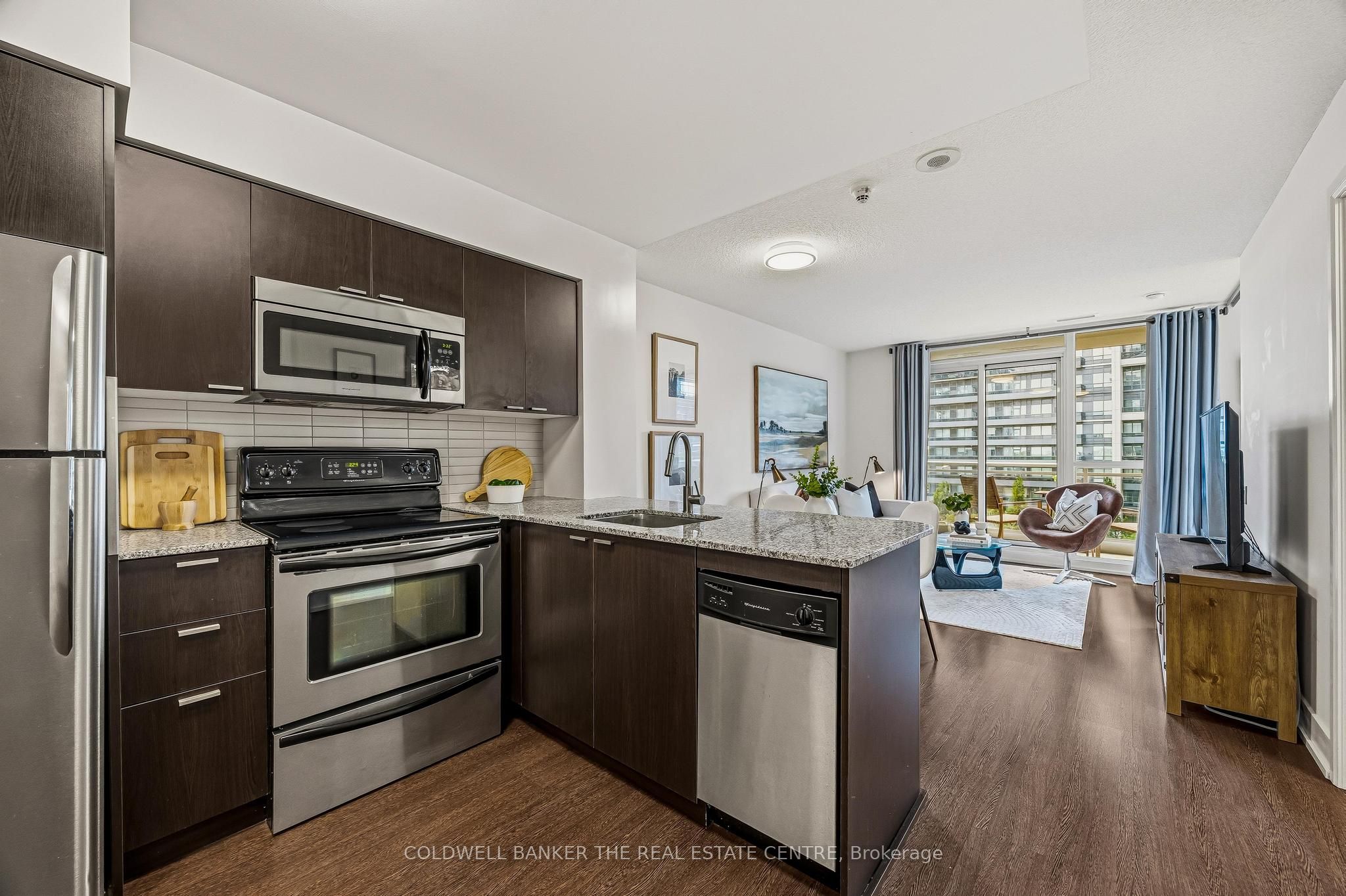 23 Sheppard Avenue E 912, Toronto, ON M2N 0C8 photo 5
