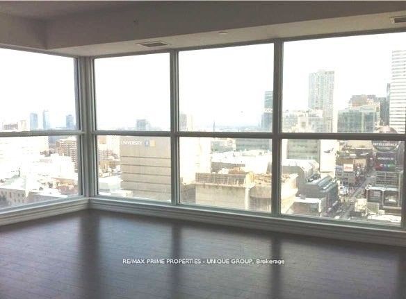 386 Yonge Street 1707, Toronto, ON M5B 0A5 photo 3