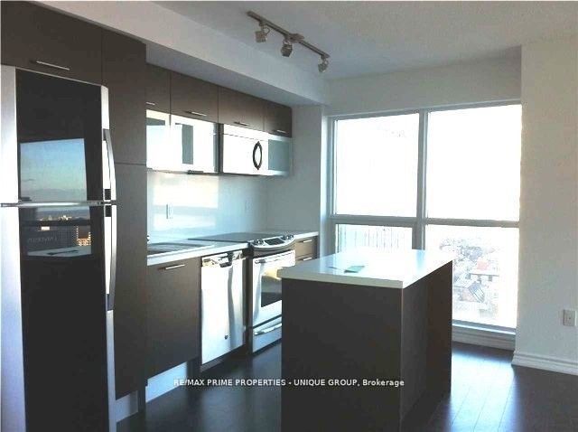 386 Yonge Street 1707, Toronto, ON M5B 0A5 photo 5