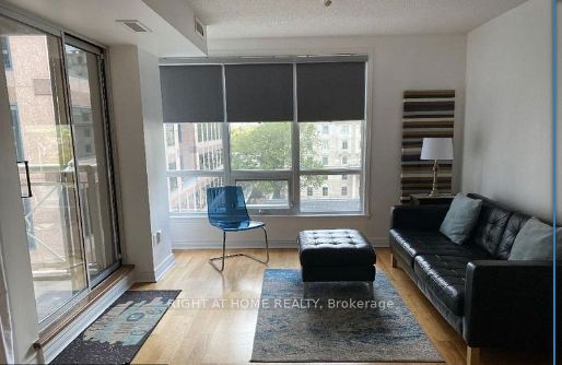 100 Hayden Street 701, Toronto, ON M4Y 3C7 photo 3