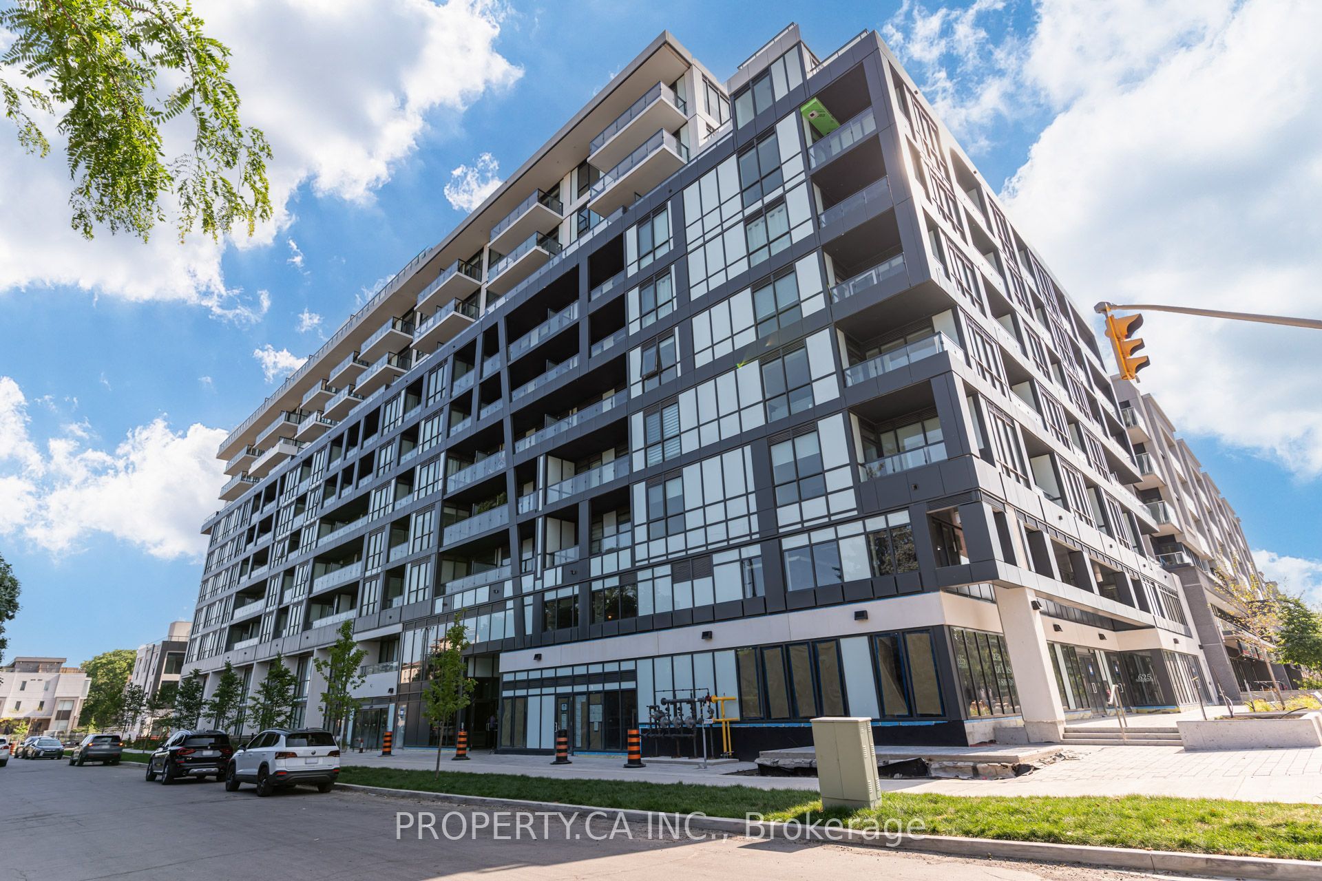 6 Greenbriar Road 106, Toronto, ON M2K 0H6 photo 3