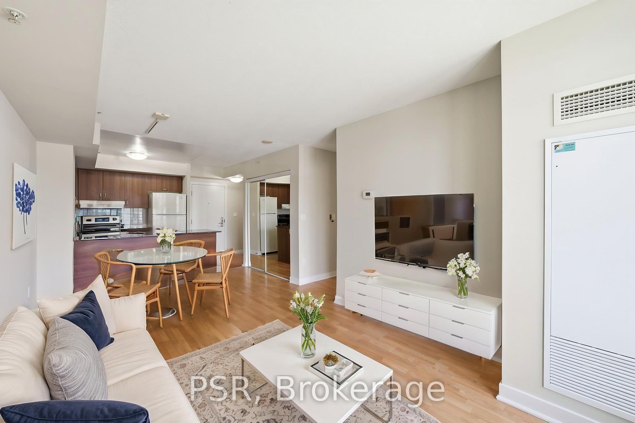 5740 Yonge Street #210, Toronto, ON M2N 5S3 photo 3