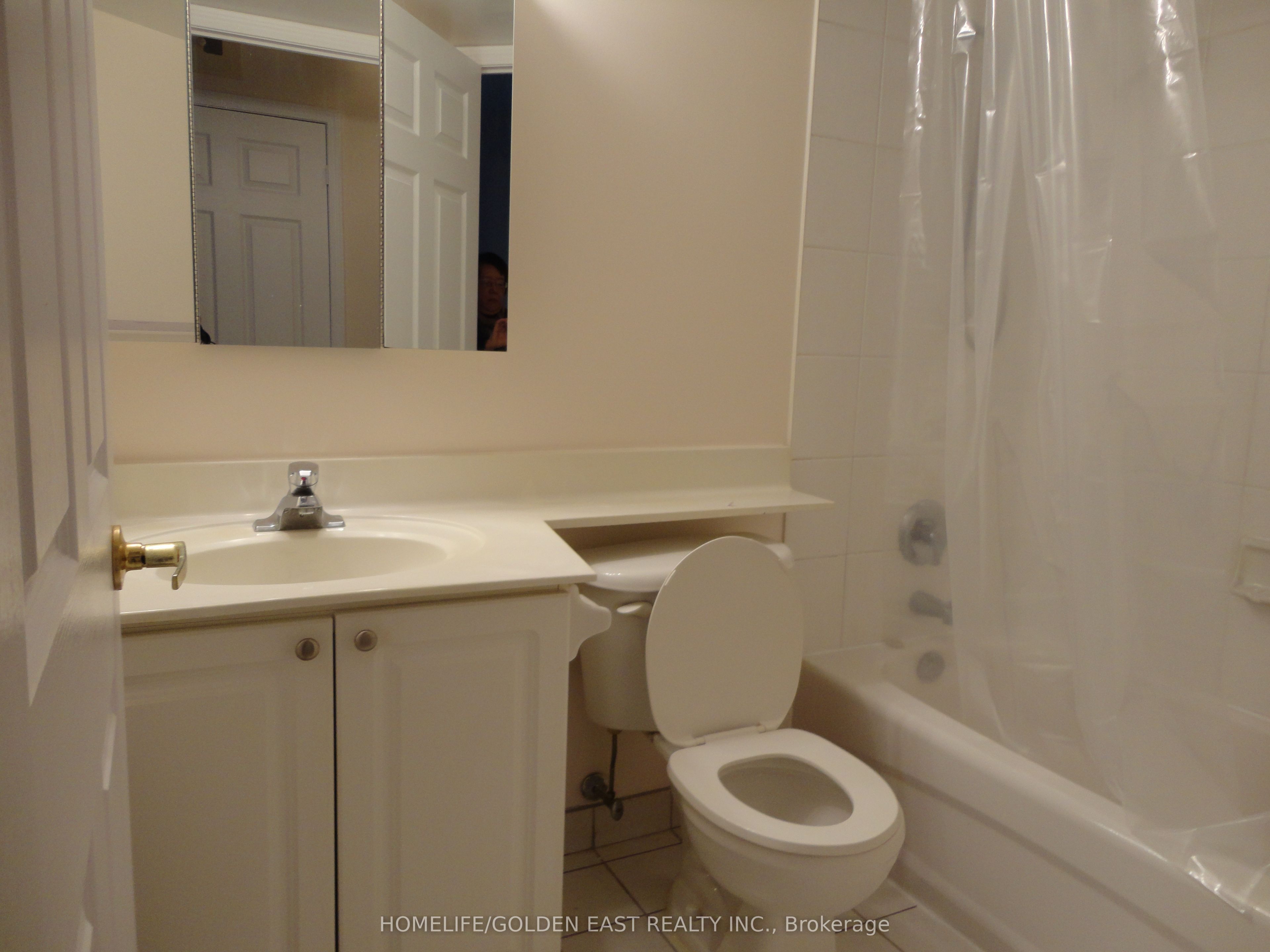20 E Olive Avenue N 2009, Toronto, ON M2N 4N5 photo 5