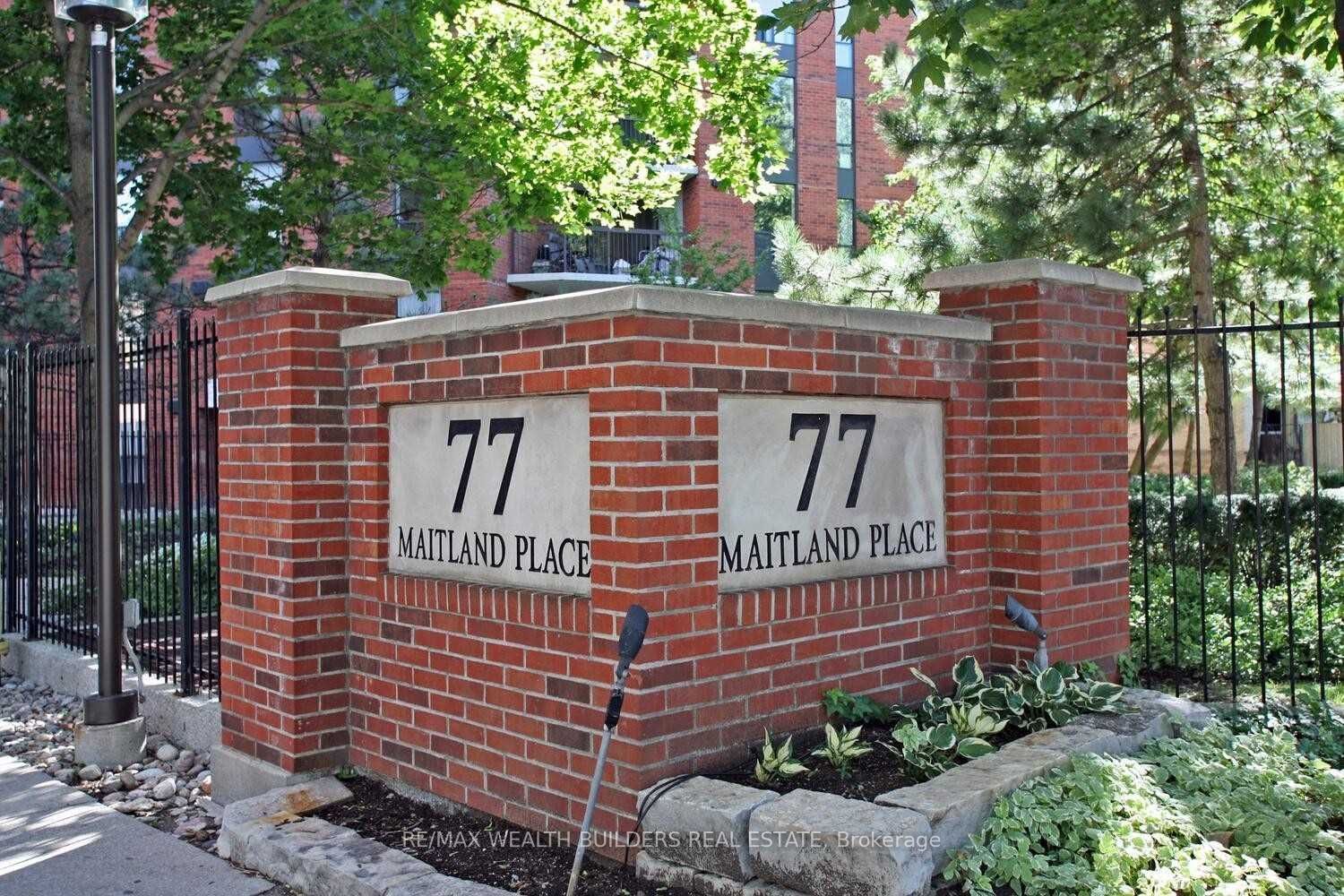 77 Maitland Place 207, Toronto, ON M4Y 2V6