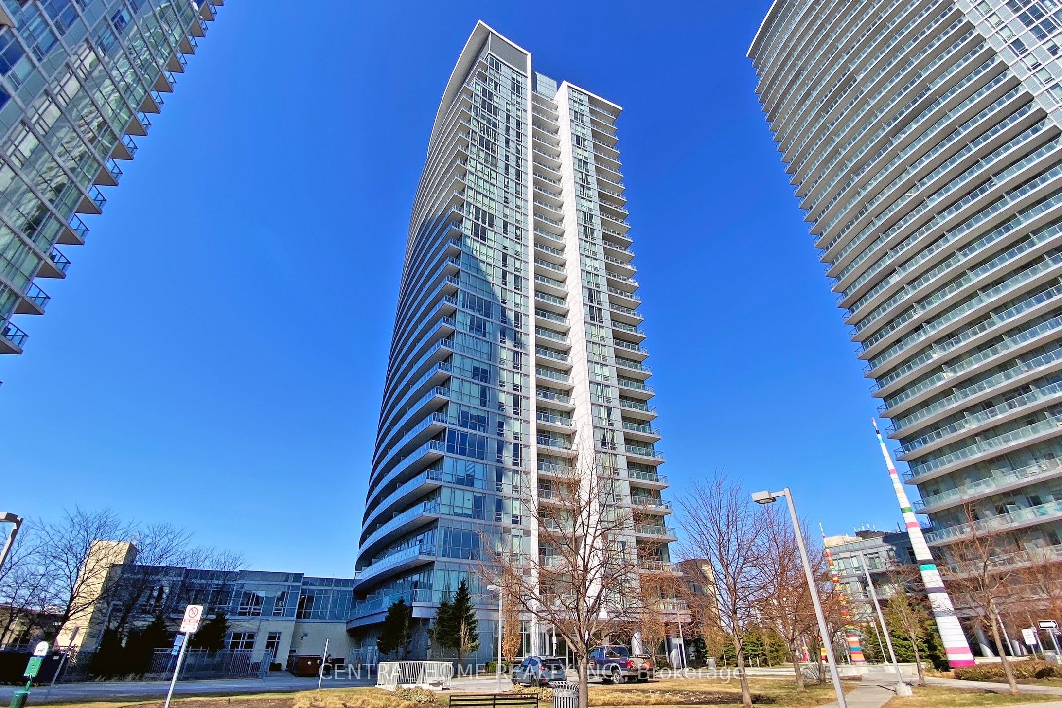 66 Forest Manor Road 1909, Toronto, ON M2J 0B7 photo 5