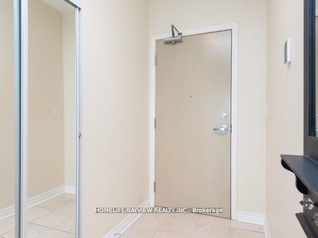 18 Holmes Avenue 501, Toronto, ON M2N 4L9 photo 3