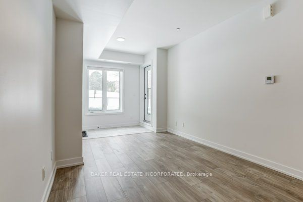 39 Farmstead Road 111, Toronto, ON M2L 2X2 photo 4