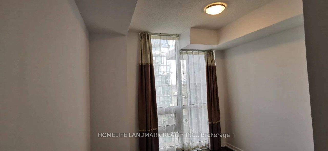 56 Forest Manor Drive 704, Toronto, ON M2J 1M6 photo 3