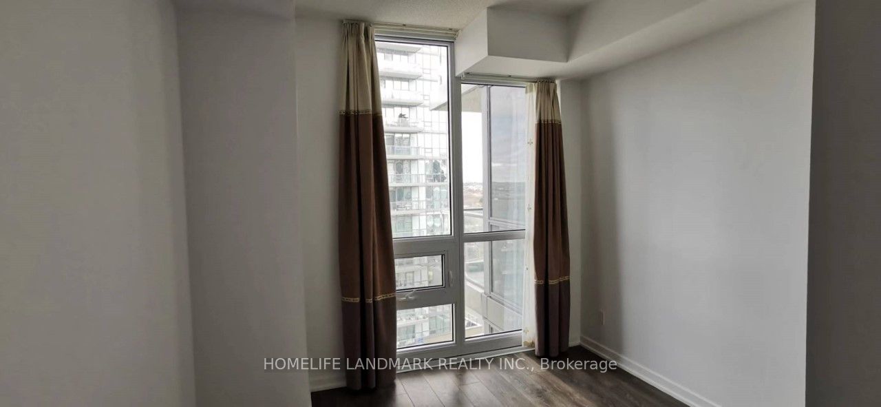 56 Forest Manor Drive 704, Toronto, ON M2J 1M6 photo 5