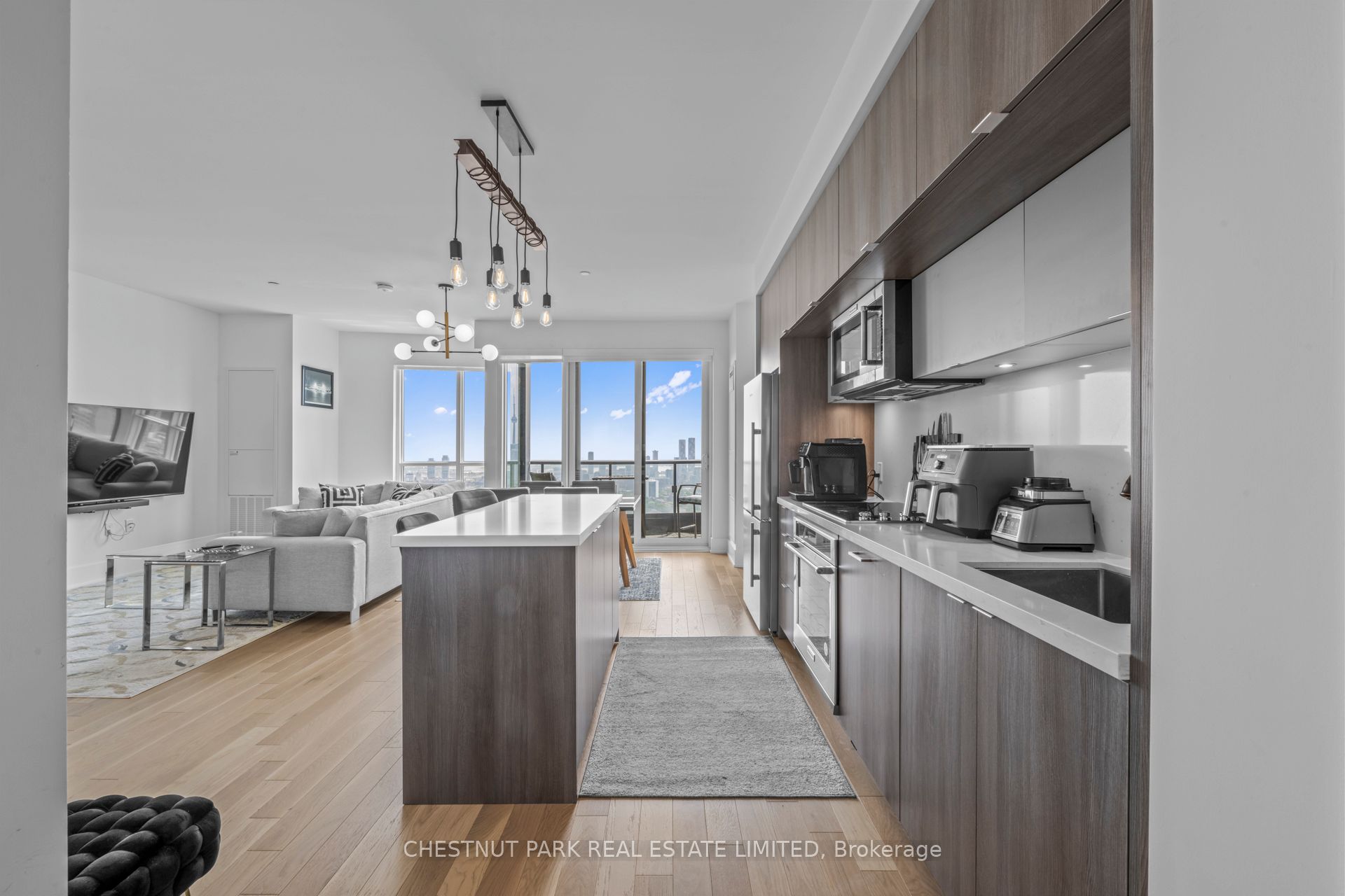 585 Bloor Street E 4419, Toronto, ON M4W 0B3 photo 3
