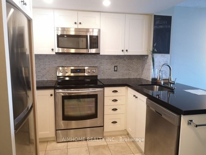 8 Park Road 2108, Toronto, ON M4W 3S5 photo 4