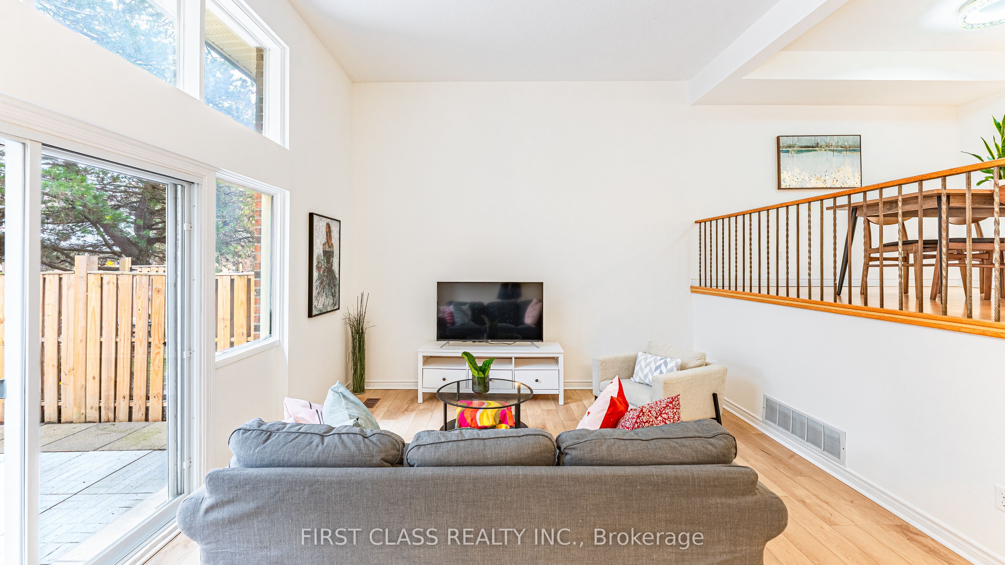 102 Jenny Wrenway Way, Toronto, ON M2H 2Z2 photo 5