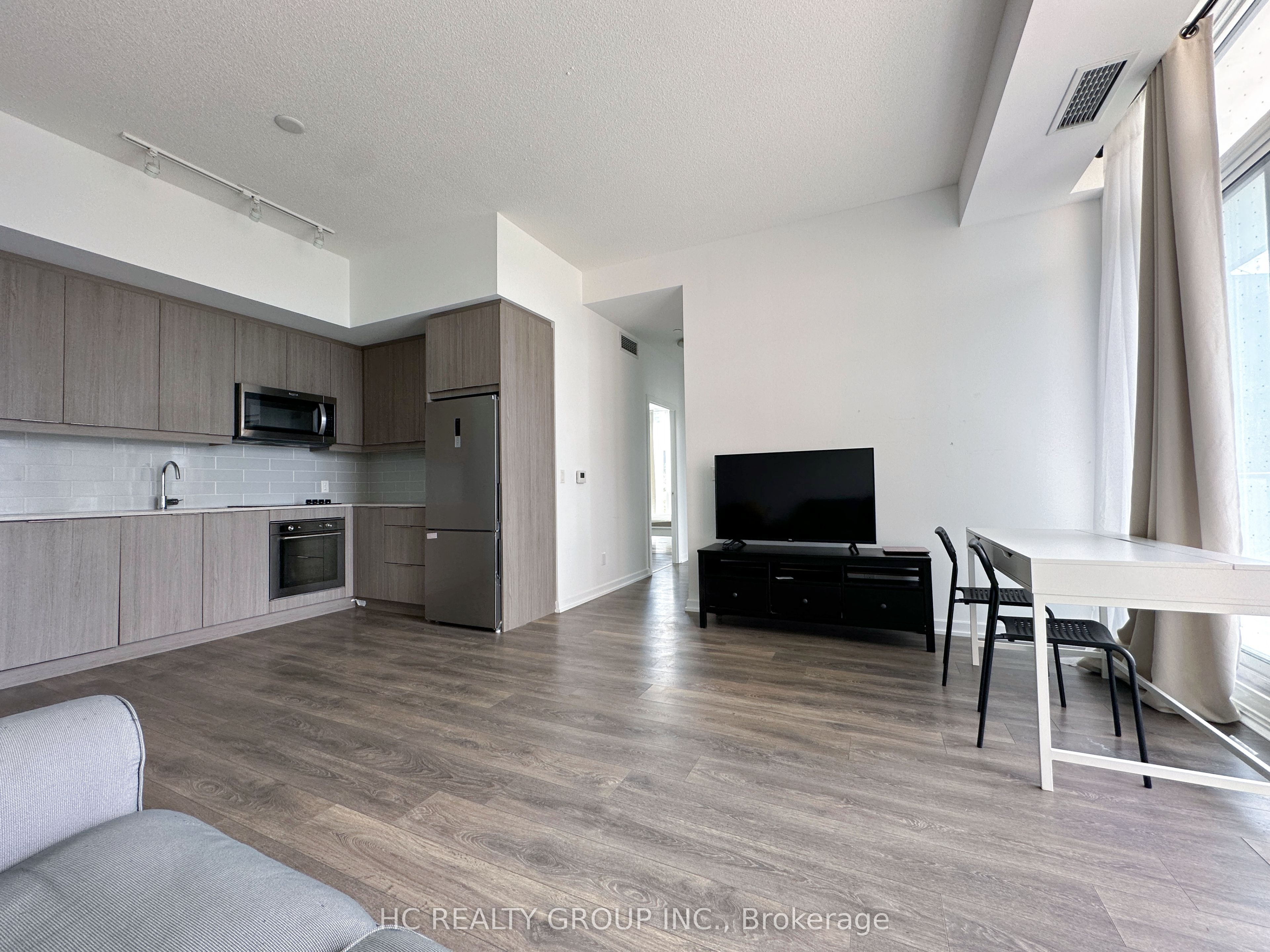 36 Forest Manor Road 203, Toronto, ON M2J 1M1