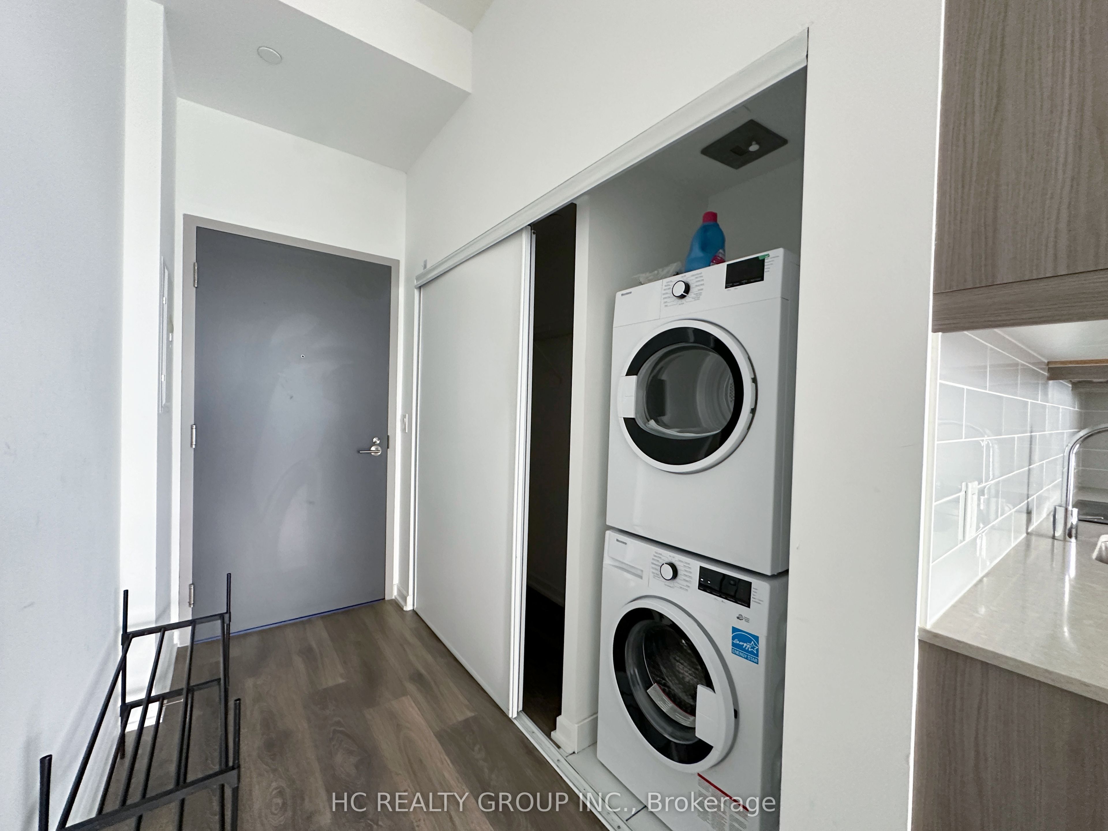 36 Forest Manor Road 203, Toronto, ON M2J 1M1 photo 3