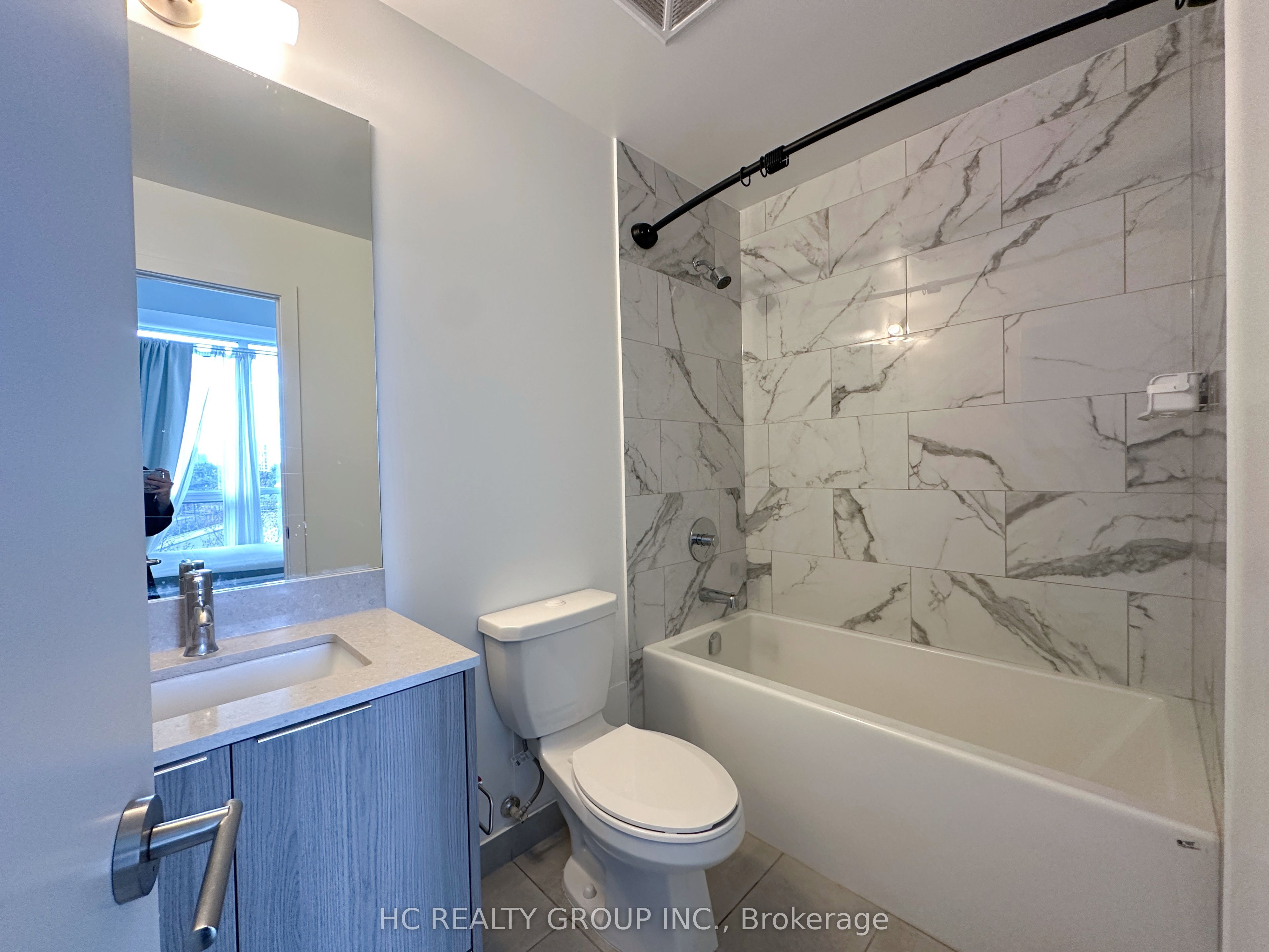 36 Forest Manor Road 203, Toronto, ON M2J 1M1 photo 5