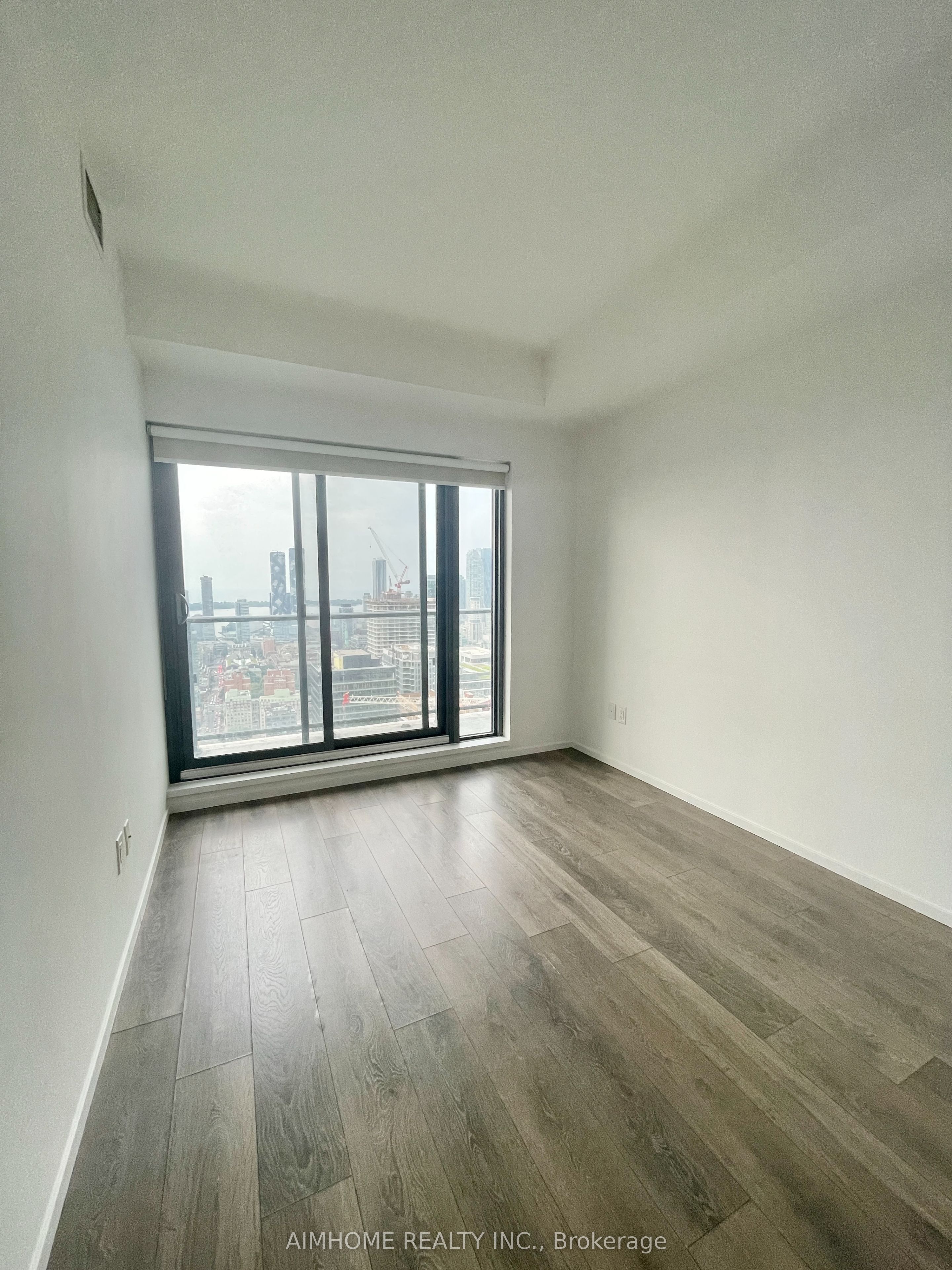 159 Dundas Street E 4105, Toronto, ON M5B 0A9 photo 5