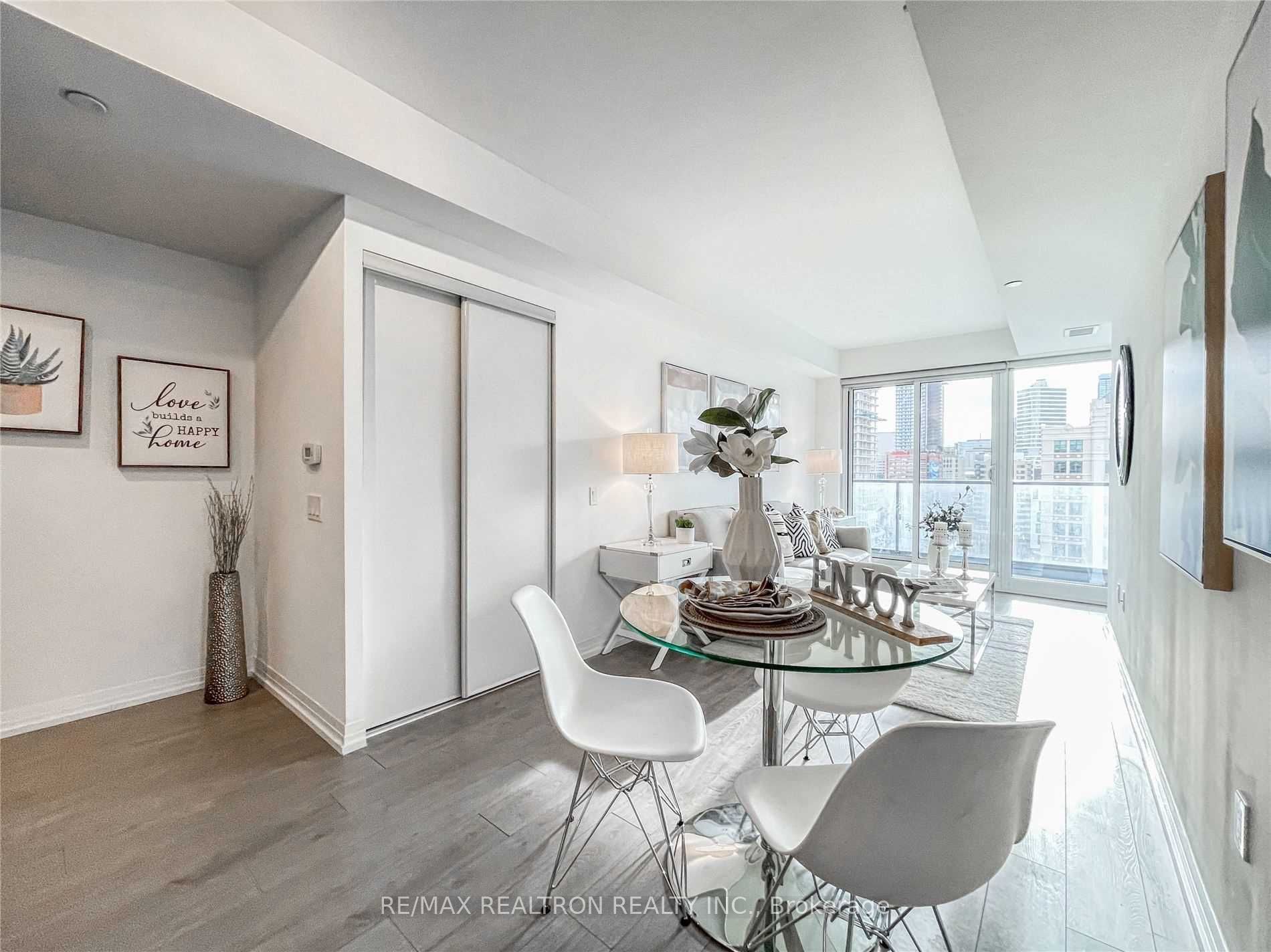 251 Jarvis Street 1430, Toronto, ON M5B 0C3 photo 4