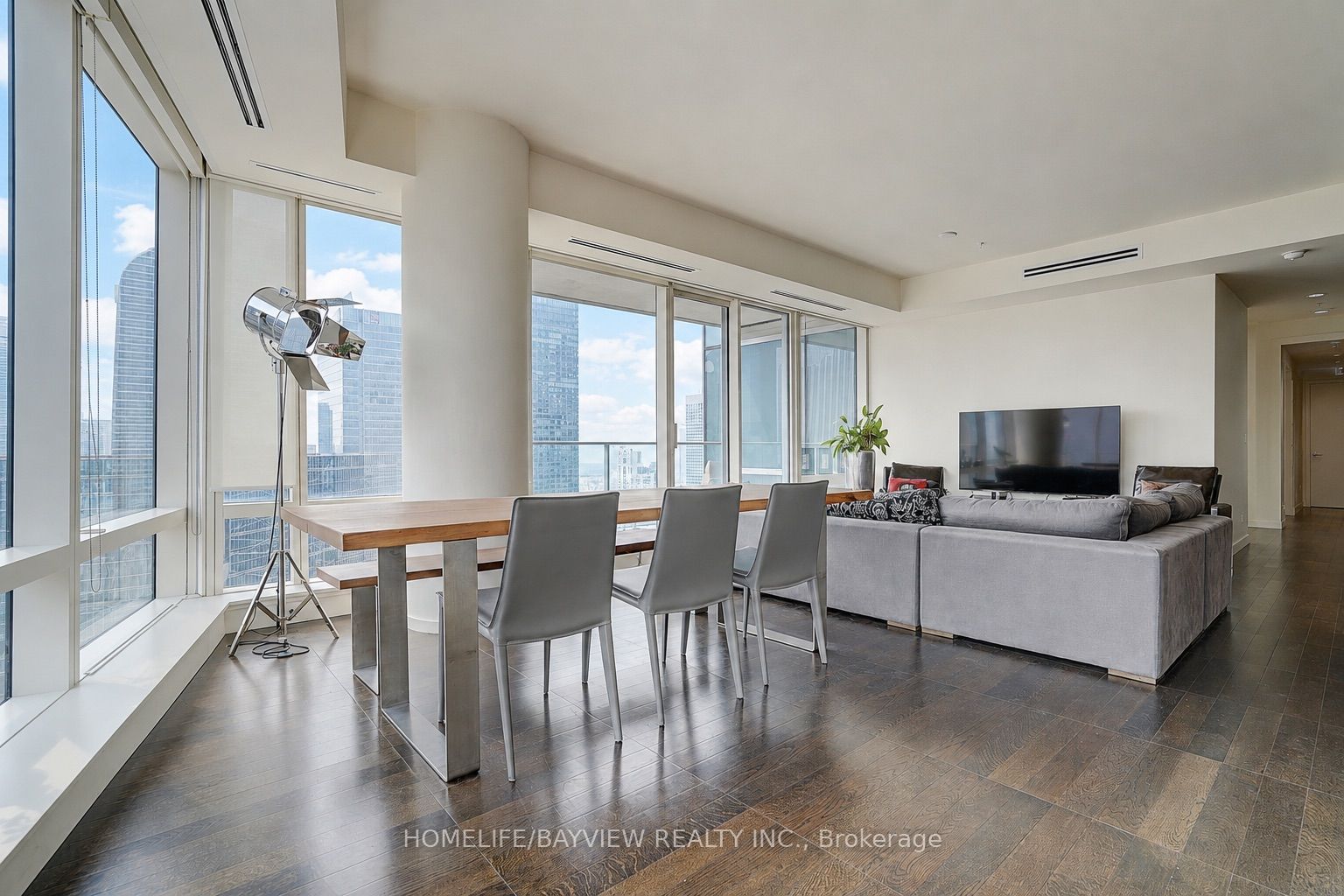 180 University Avenue 3509, Toronto, ON M5H 0A2 photo 3