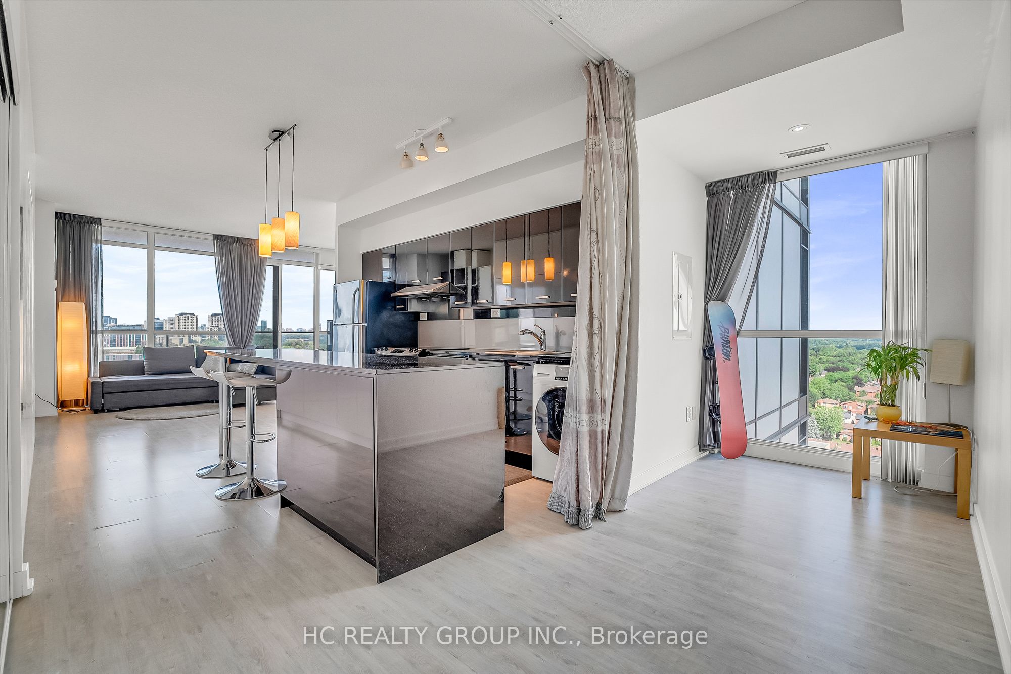 33 Singer Court 2205, Toronto, ON M2K 0B4 photo 4