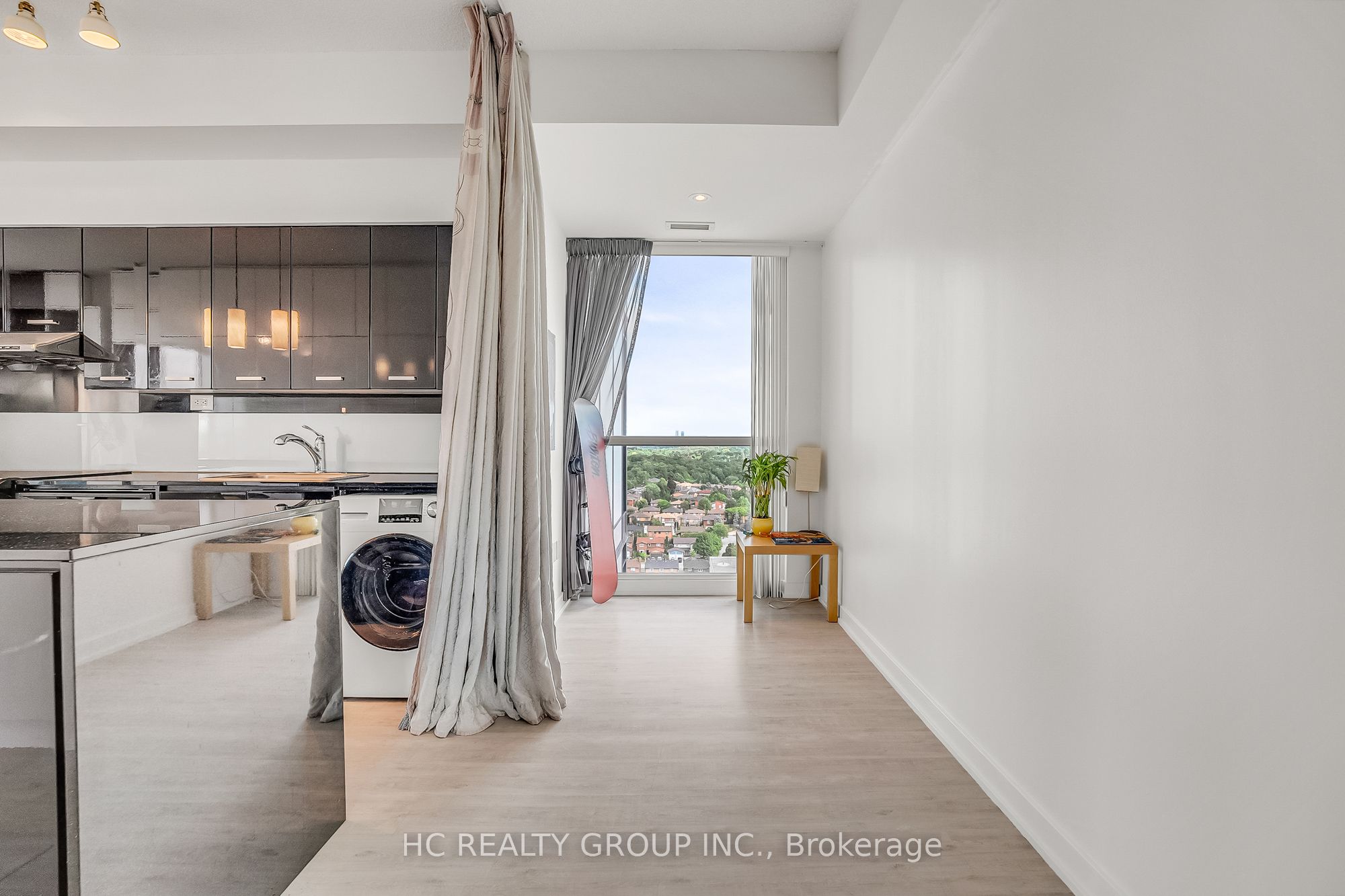 33 Singer Court 2205, Toronto, ON M2K 0B4 photo 5
