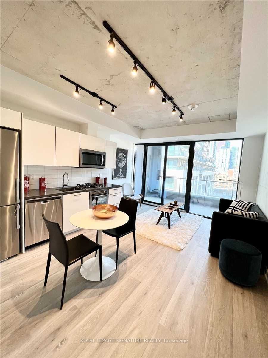 55 Ontario Street 811, Toronto, ON M5A 0T8 photo 5